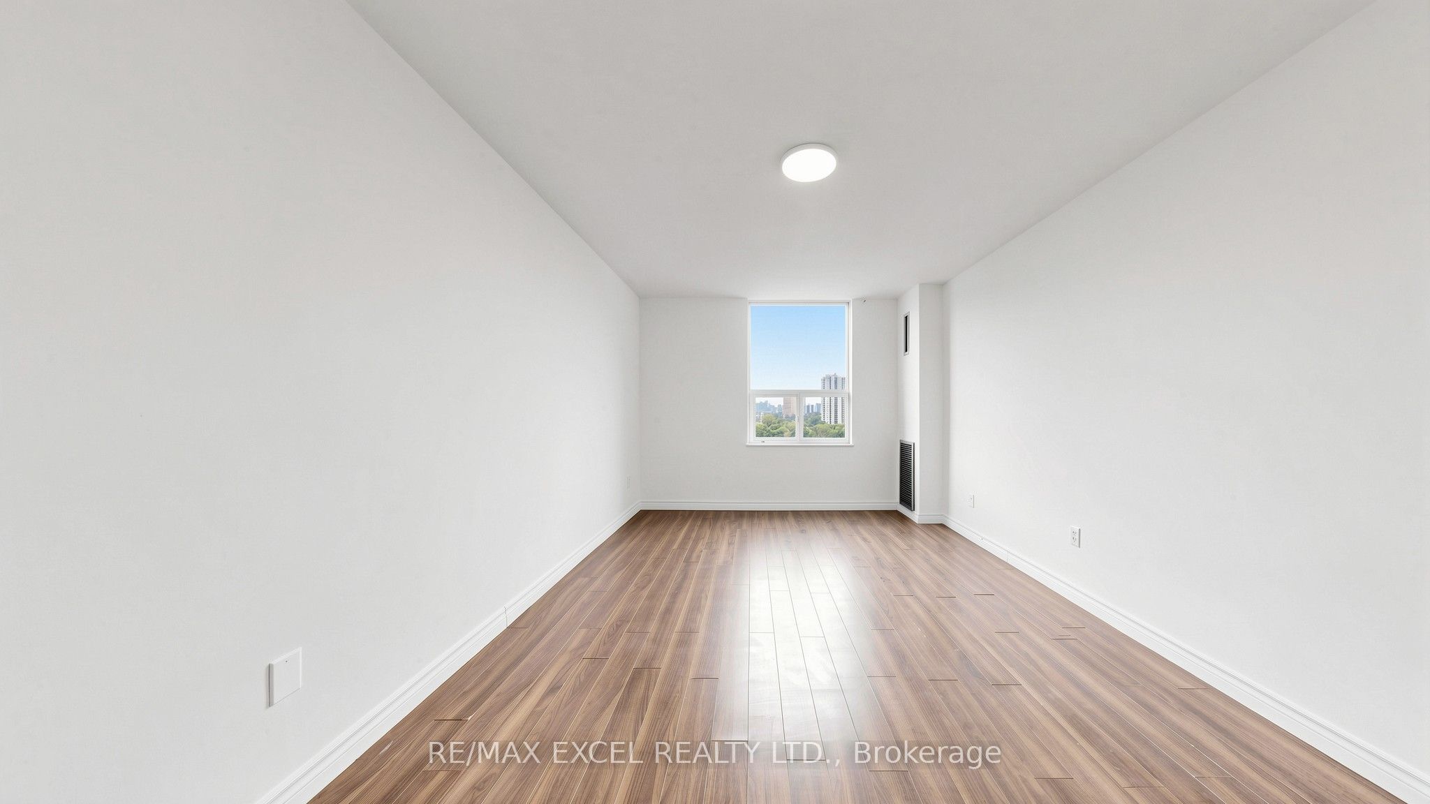 10 Edgecliff Golfway 1808 Property Photo 23
