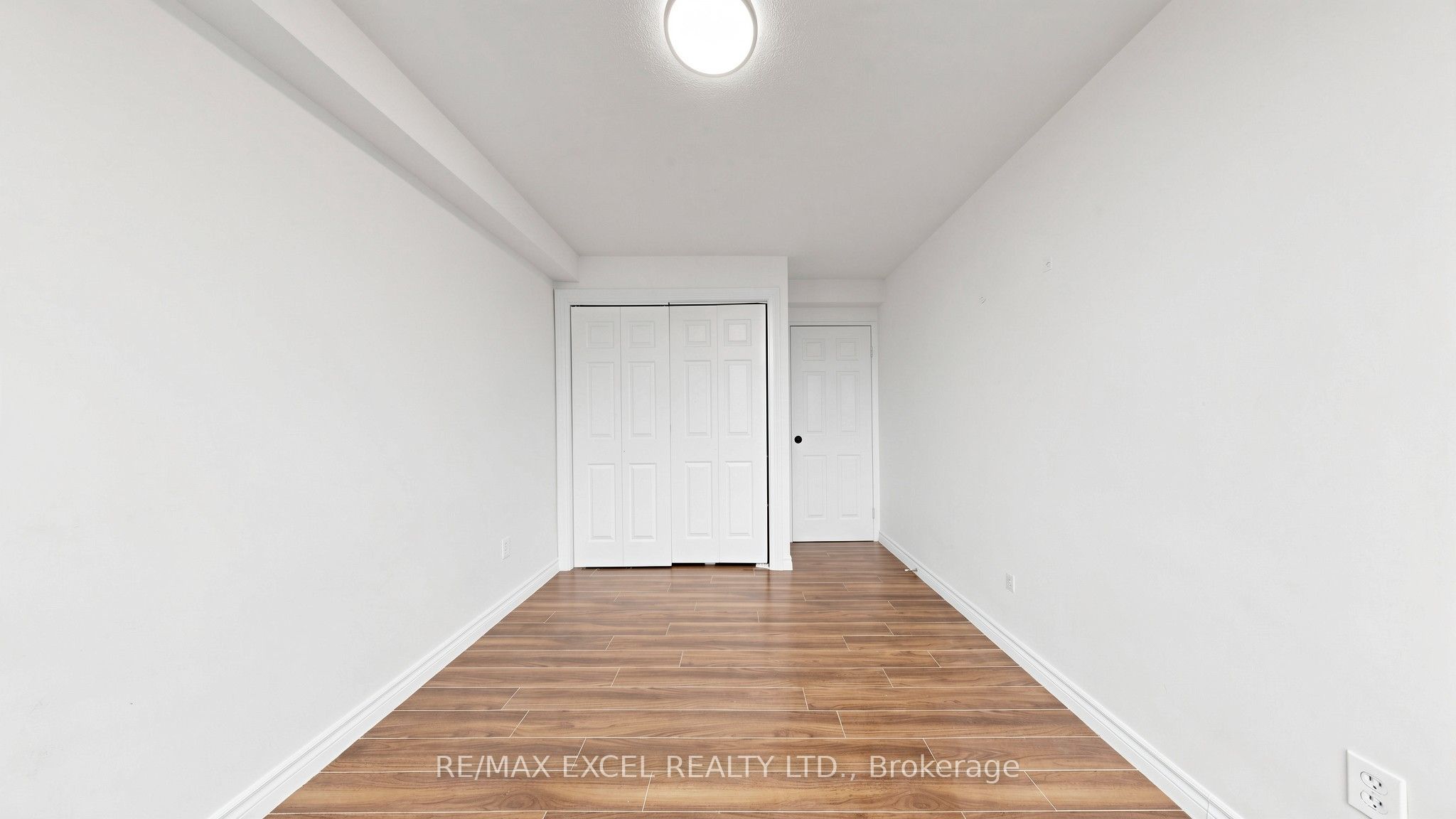 10 Edgecliff Golfway 1808 Property Photo 30