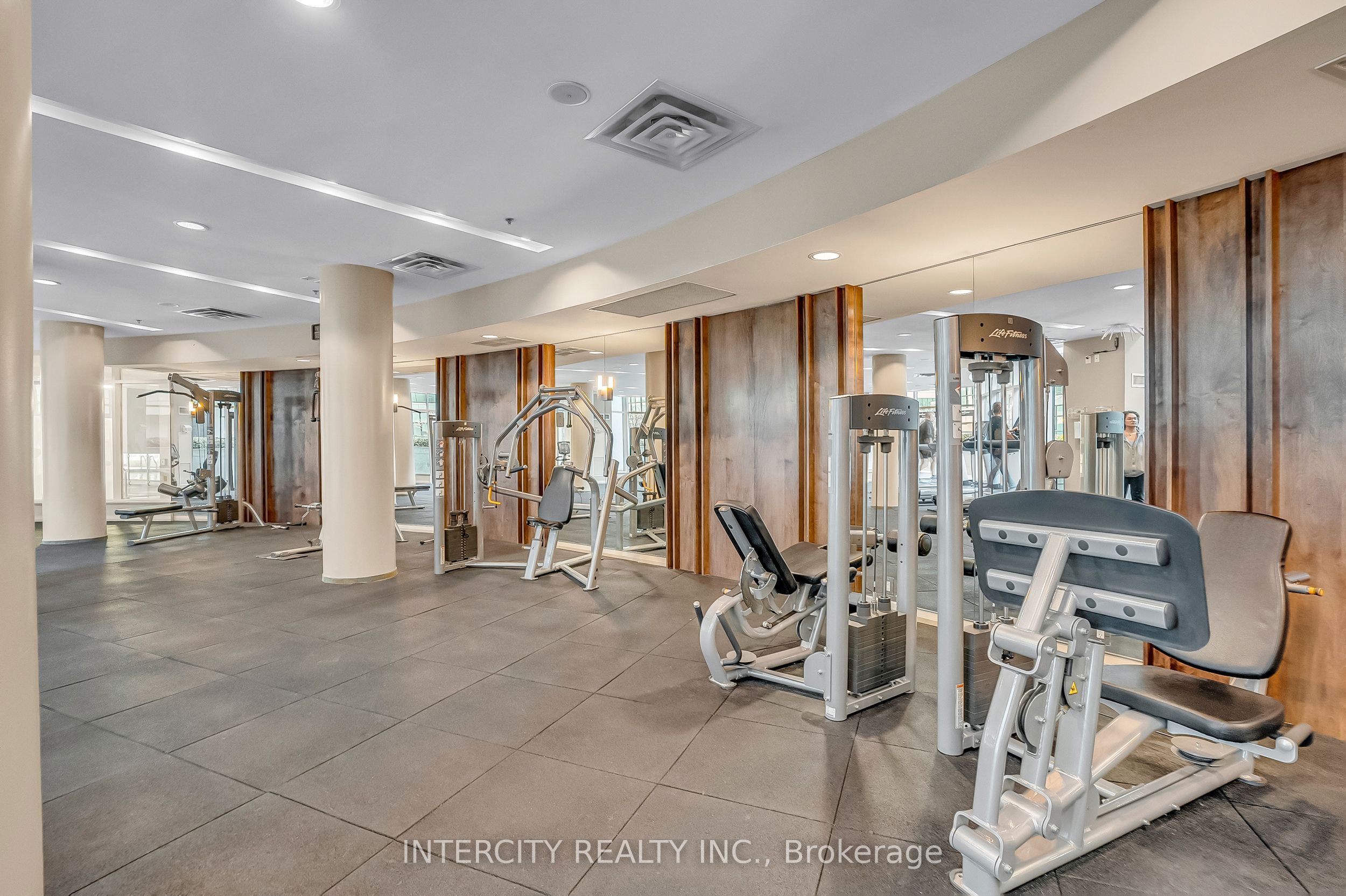 12 Yonge Street 1010 Property Photo 35