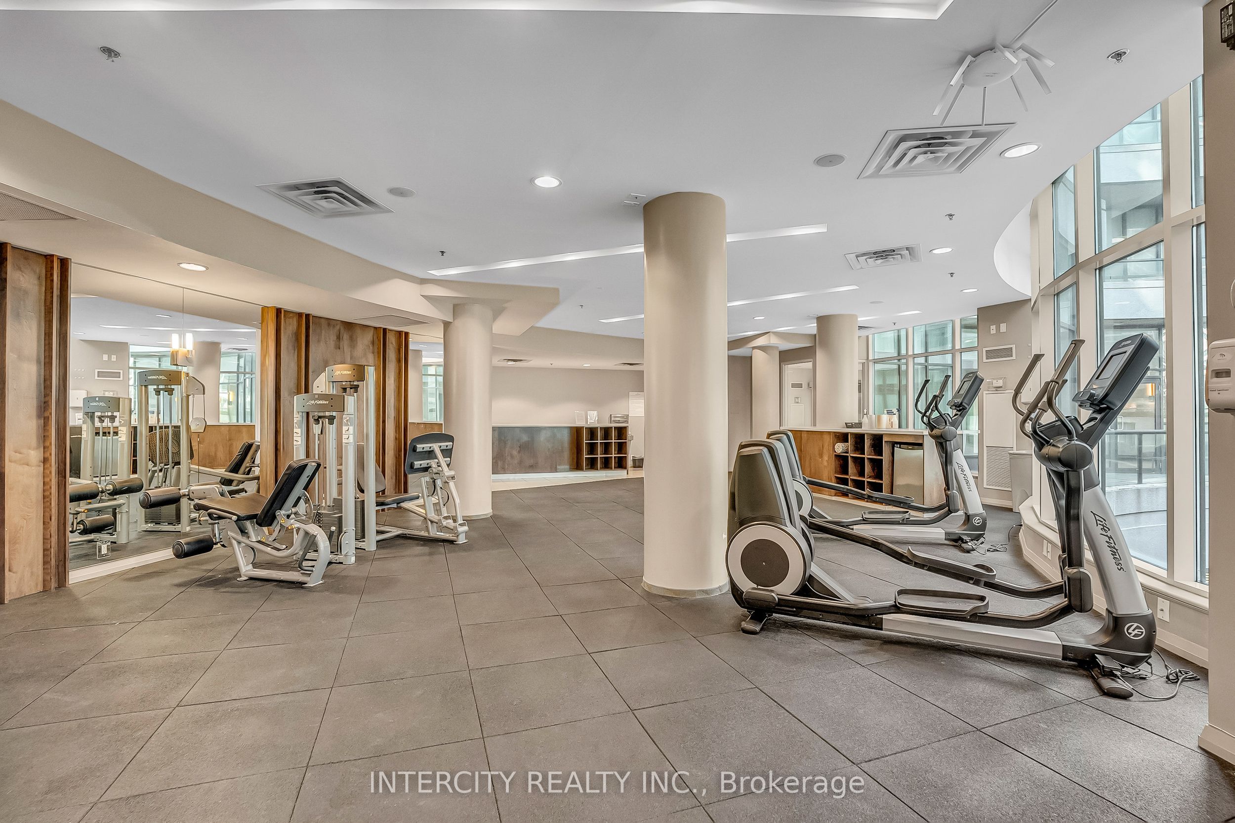 12 Yonge Street 1010 Property Photo 36