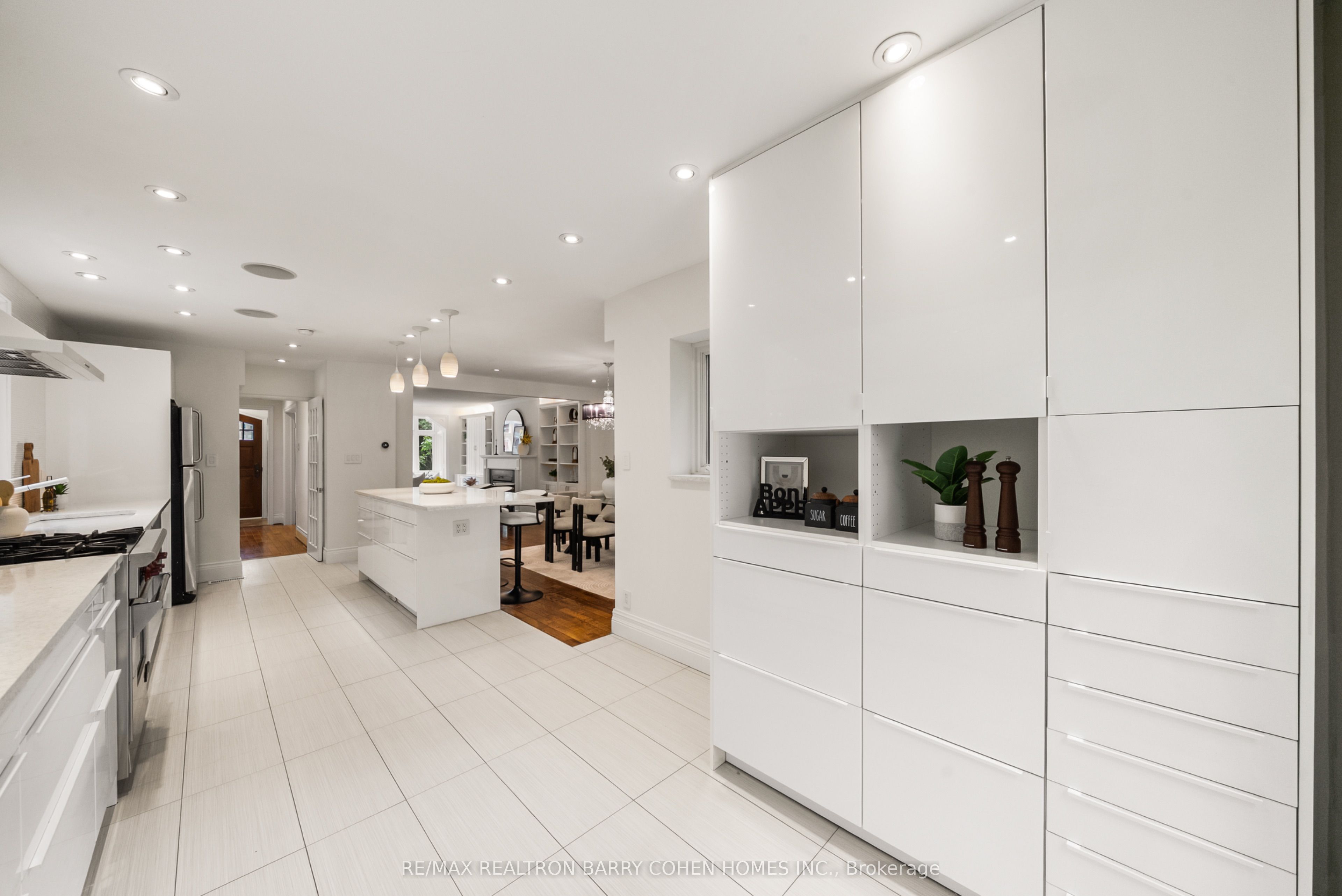 6 Nina Street Property Photo 16