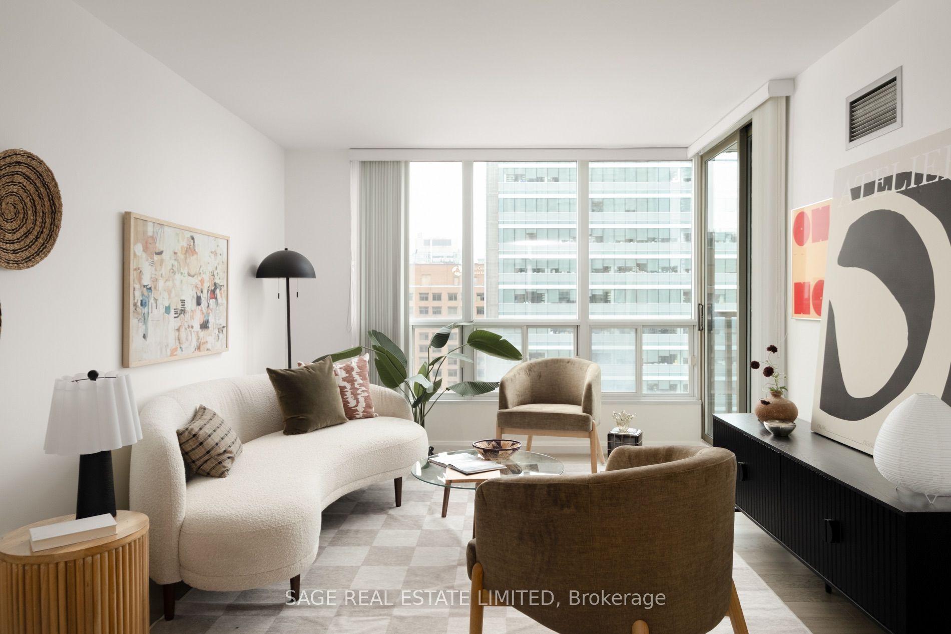750 Bay Street 2109 Property Photo 5