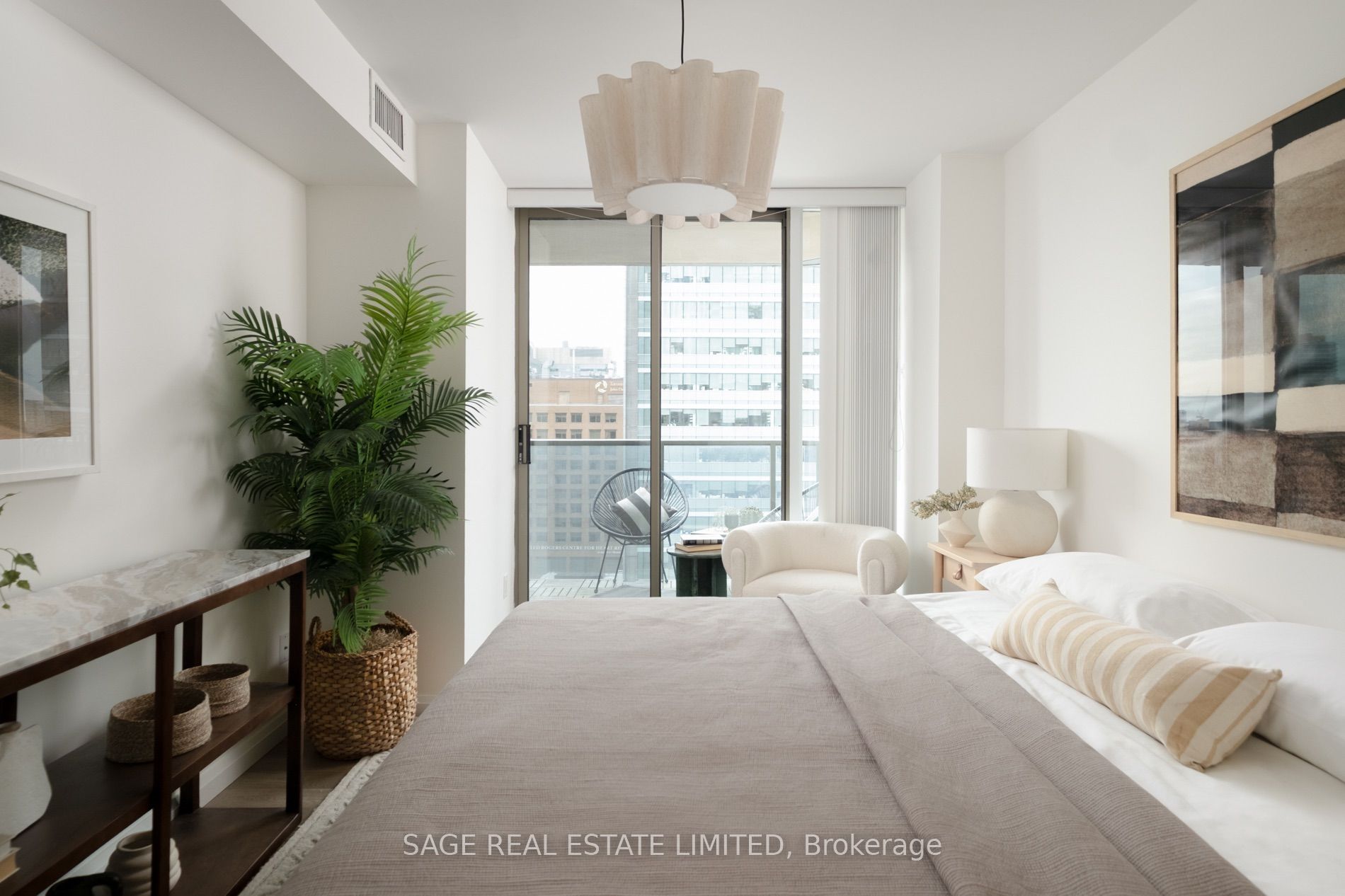 750 Bay Street 2109 Property Photo 21