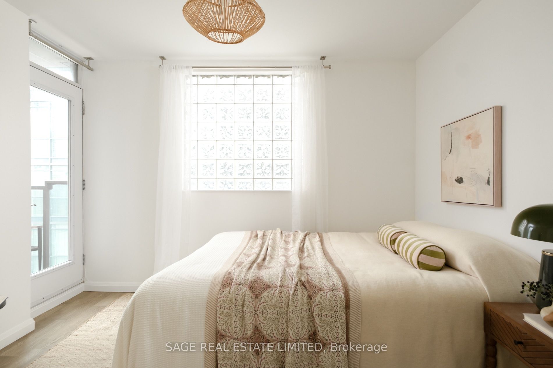 750 Bay Street 2109 Property Photo 25