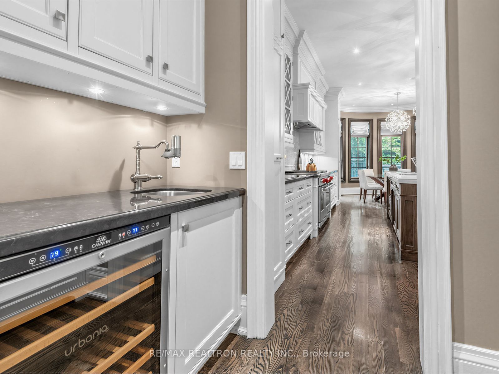 516 Vesta Drive Property Photo 12