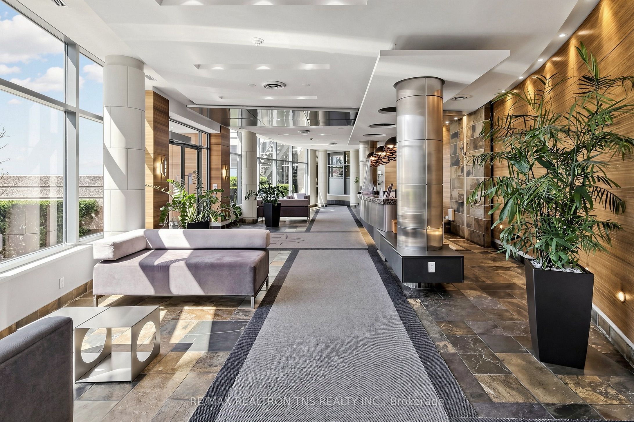 228 Queens Quay W 1501 Property Photo 8