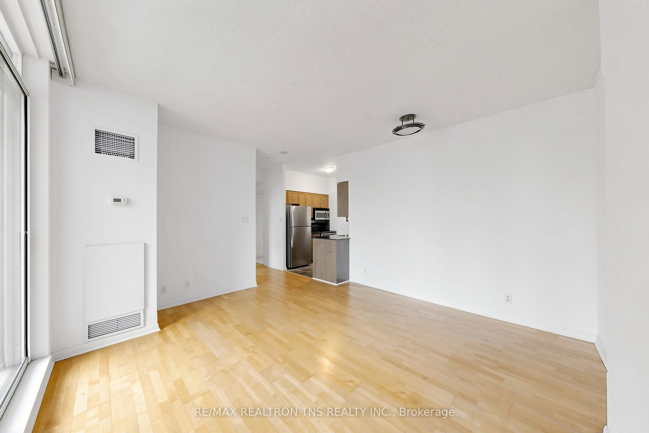 228 Queens Quay W 1501 Property Photo 16