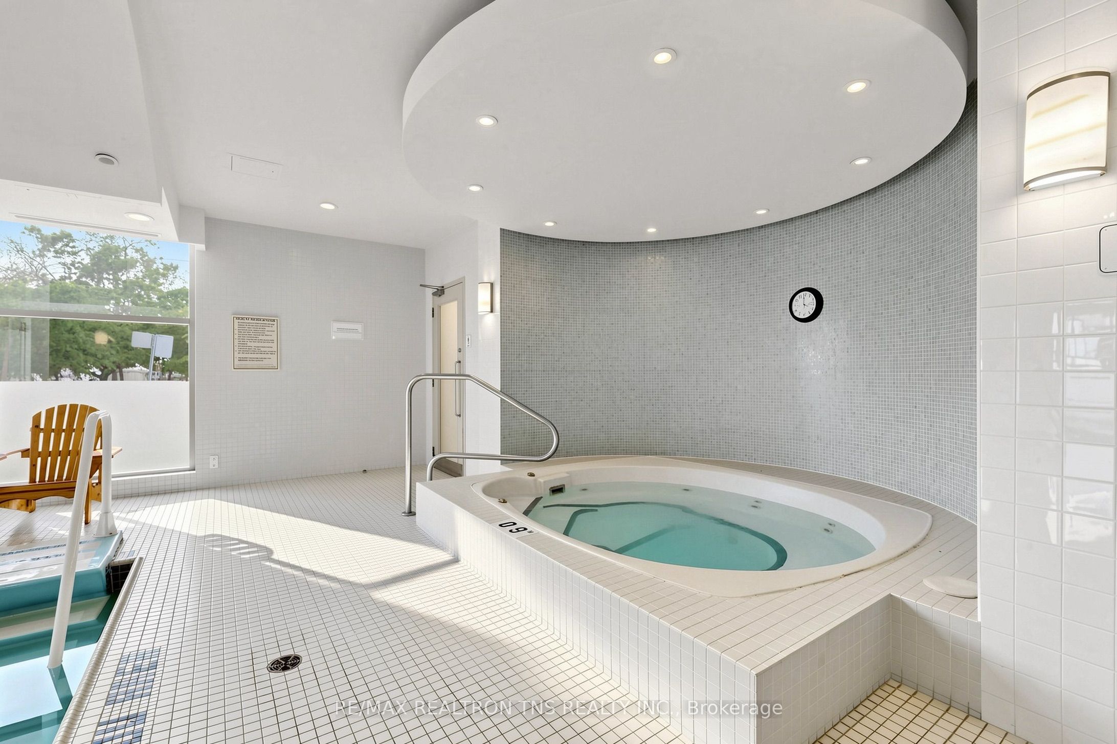 228 Queens Quay W 1501 Property Photo 44