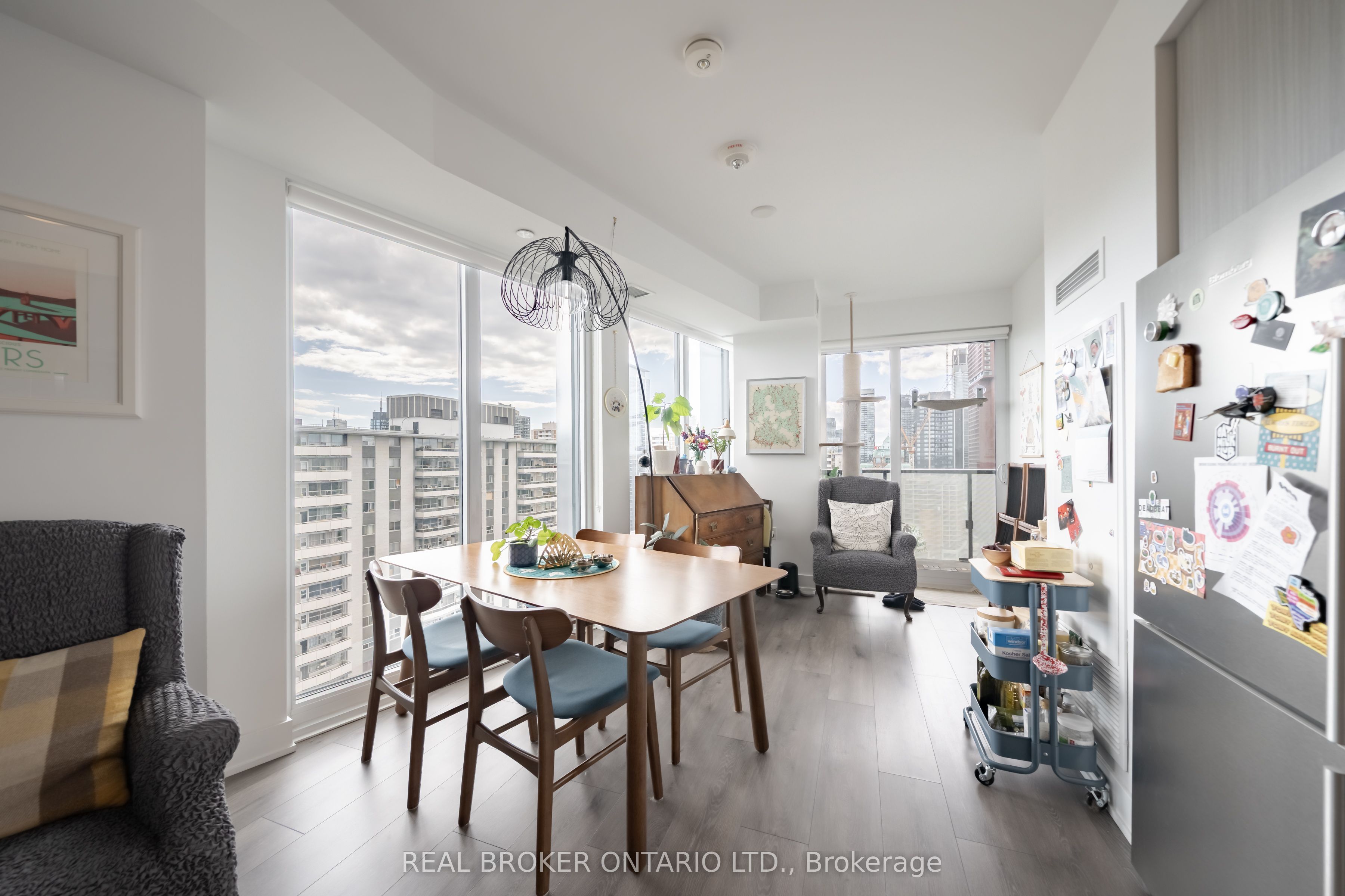 575 Bloor Street E 2108 Property Photo 7