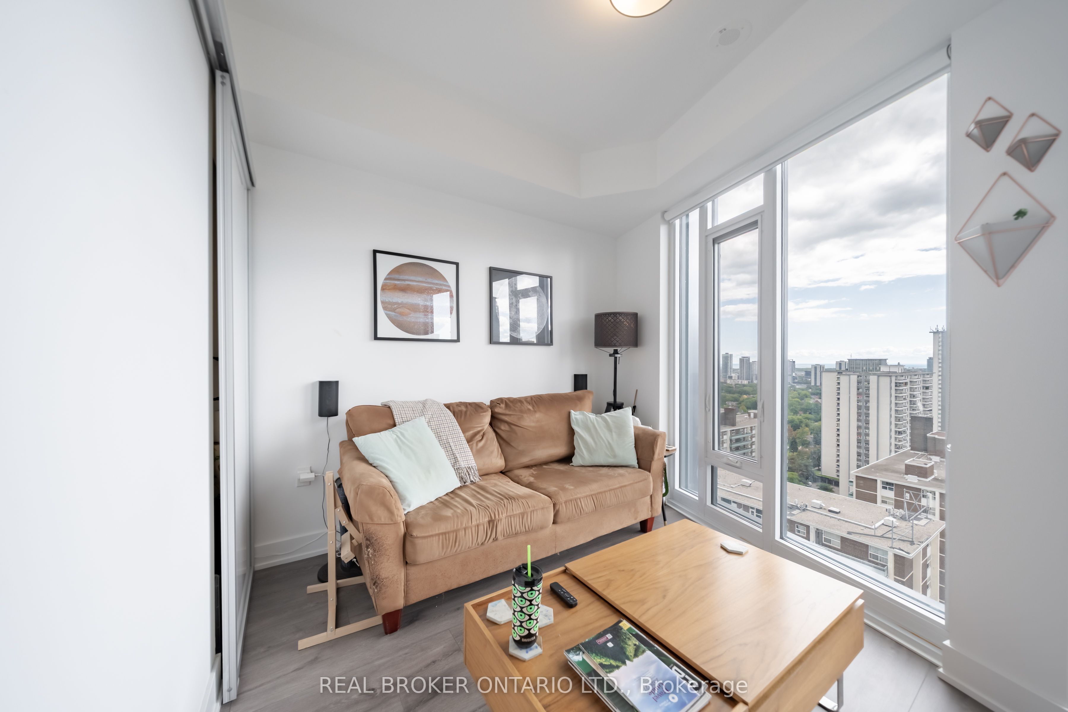 575 Bloor Street E 2108 Property Photo 8