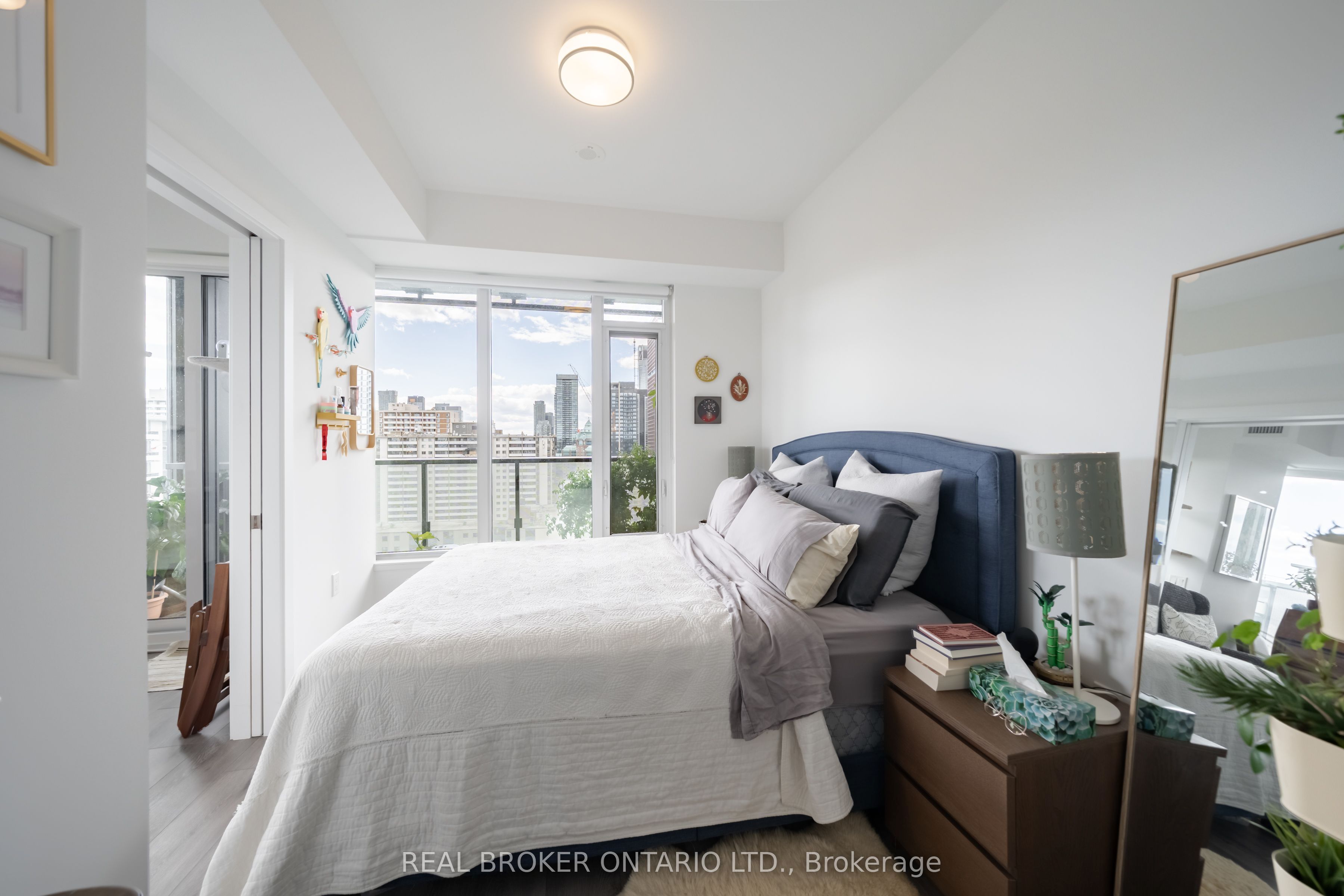 575 Bloor Street E 2108 Property Photo 9