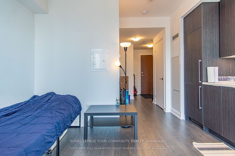 38 Iannuzzi Street 2003 Property Photo 7