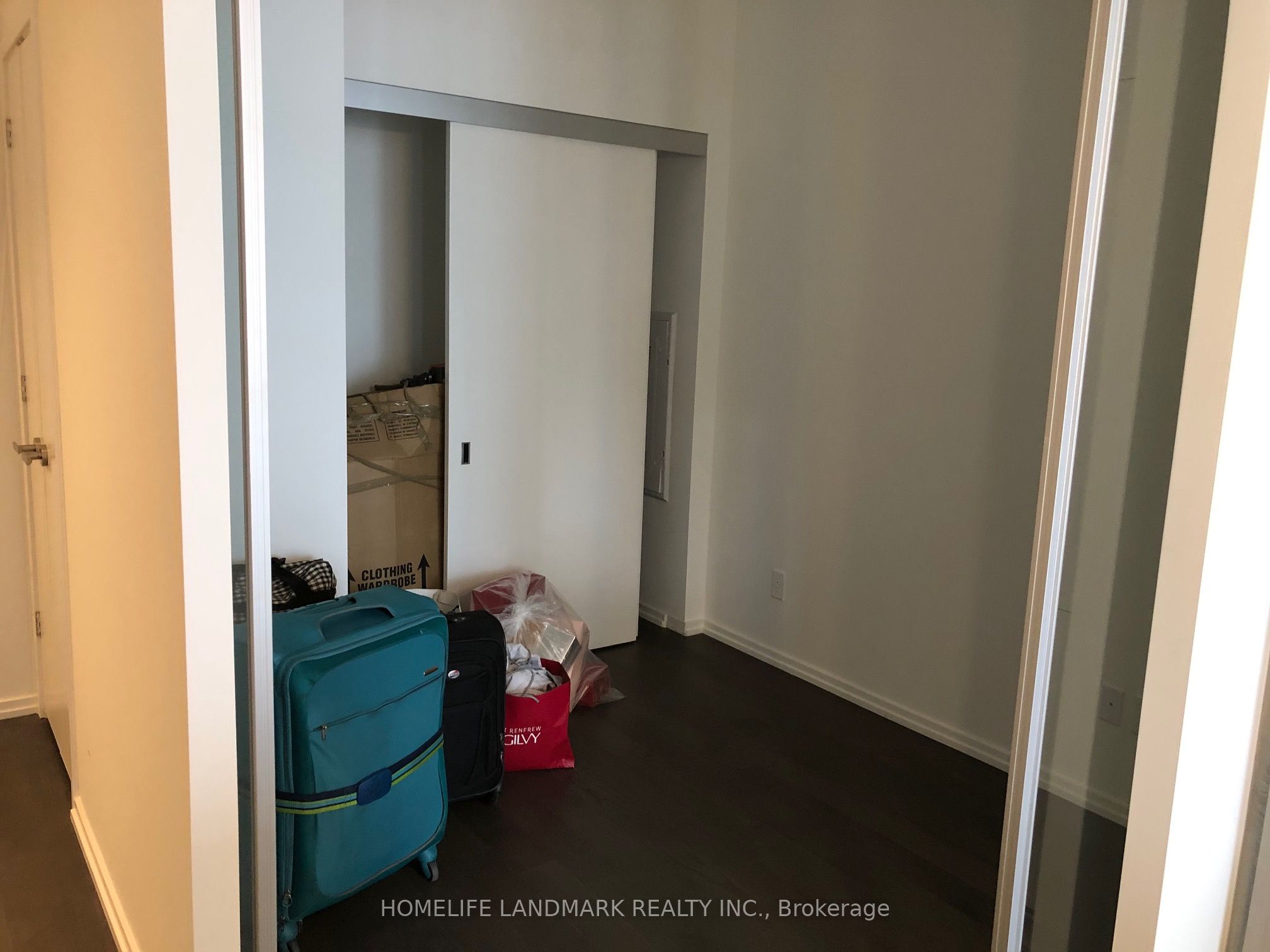 5 Soudan Avenue 1209 Property Photo 12