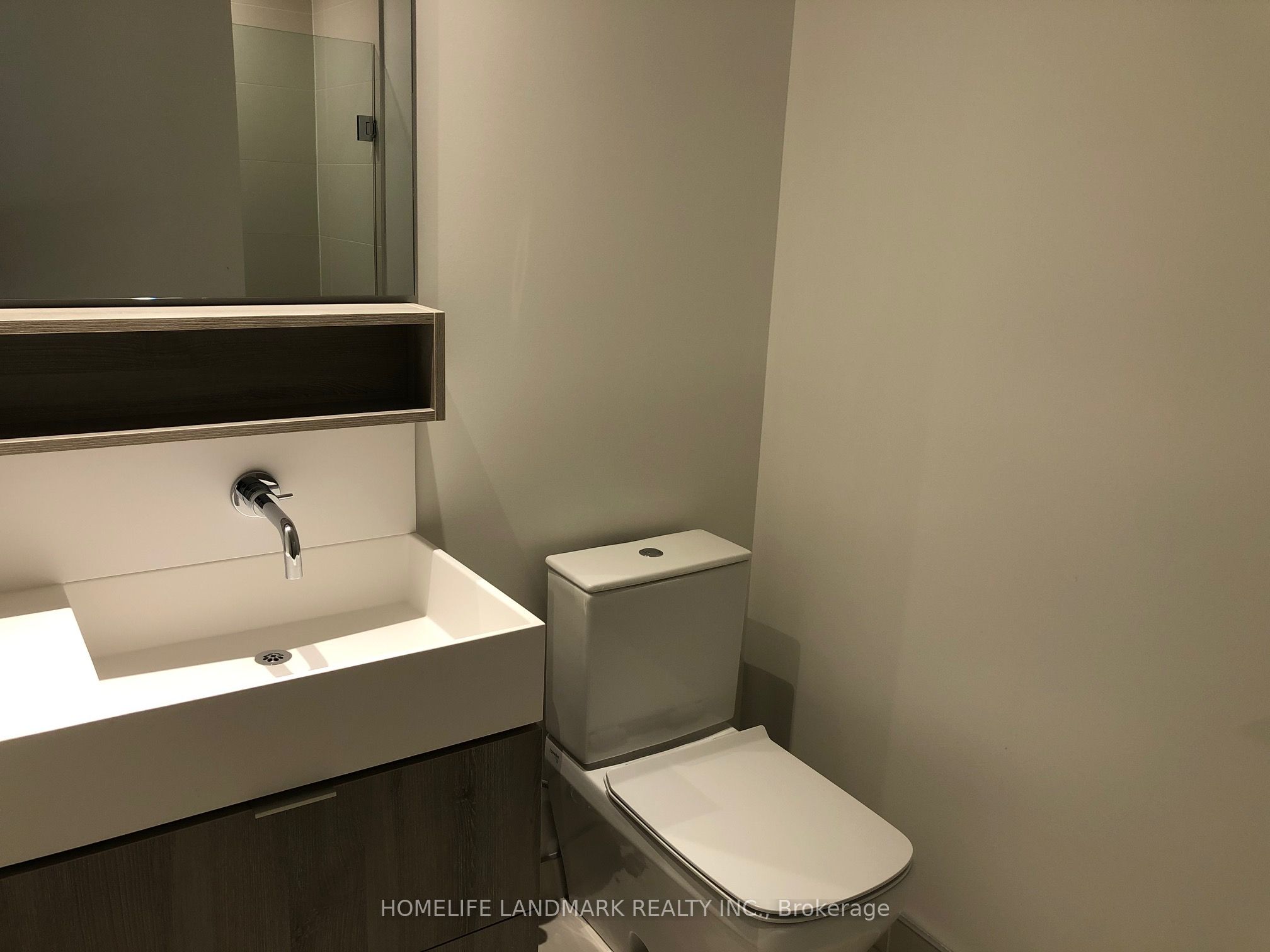 5 Soudan Avenue 1209 Property Photo 13