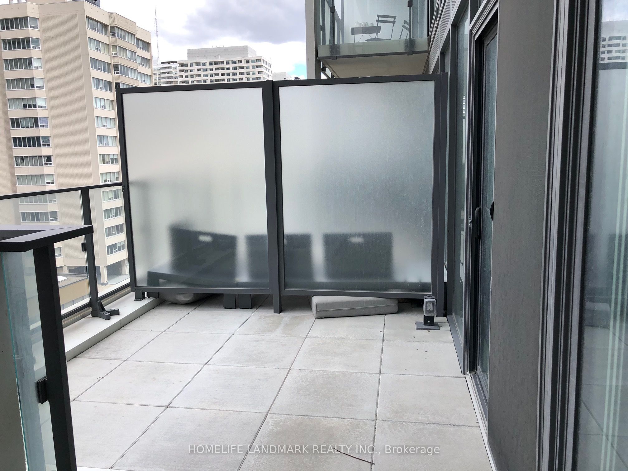 5 Soudan Avenue 1209 Property Photo 18