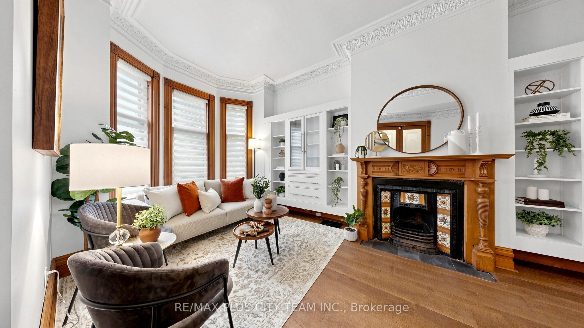 201 Seaton Street Property Photo 6
