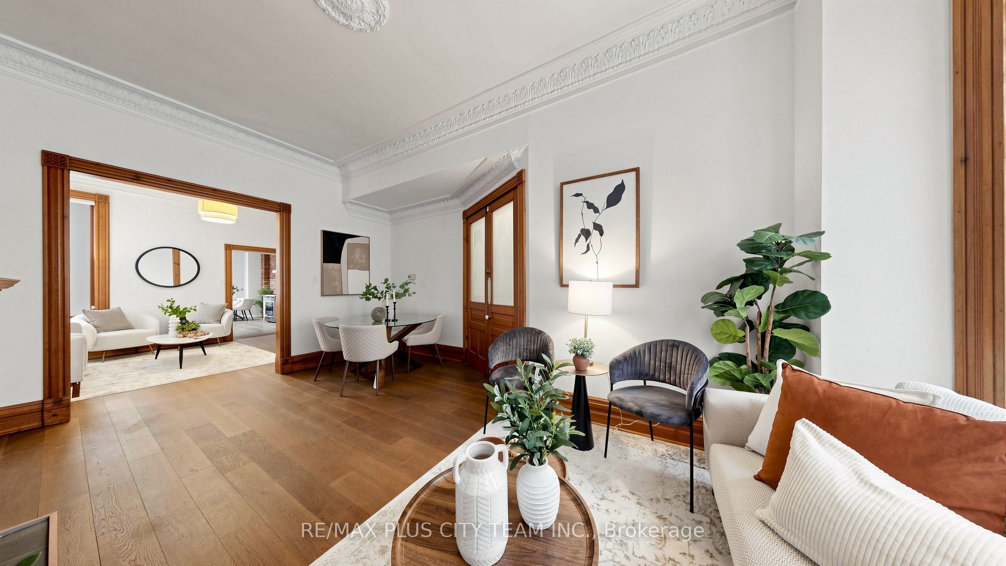 201 Seaton Street Property Photo 9