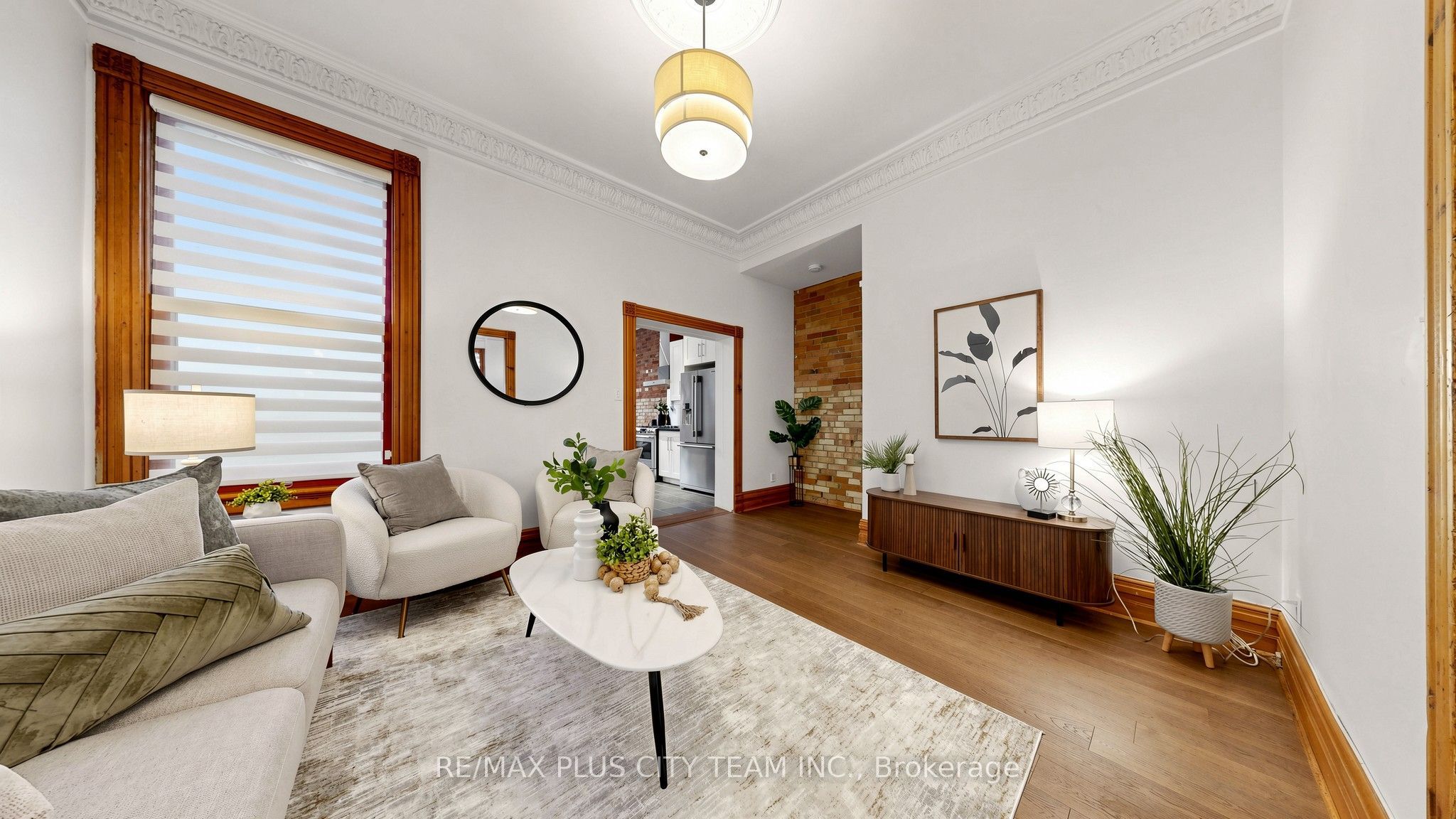 201 Seaton Street Property Photo 11