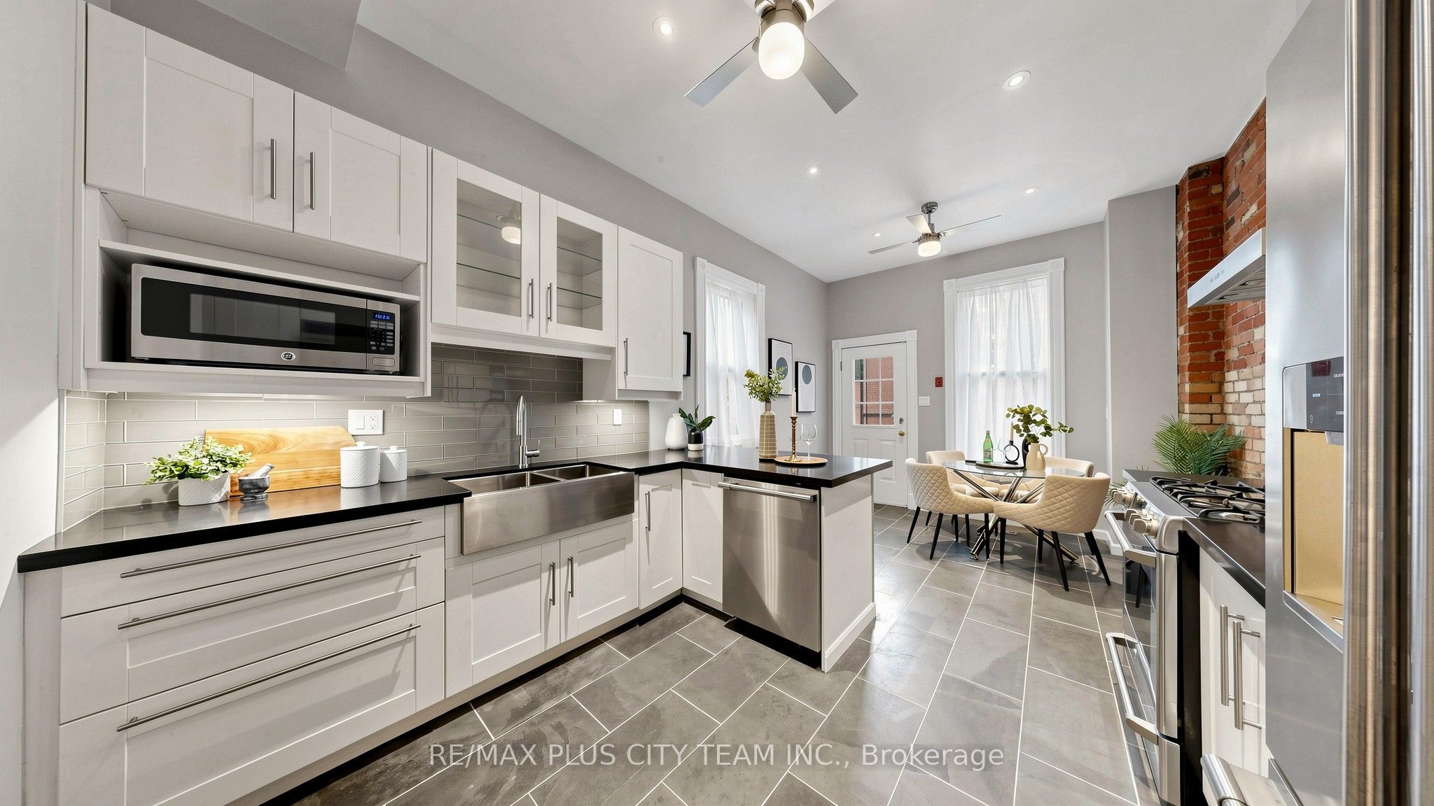 201 Seaton Street Property Photo 16