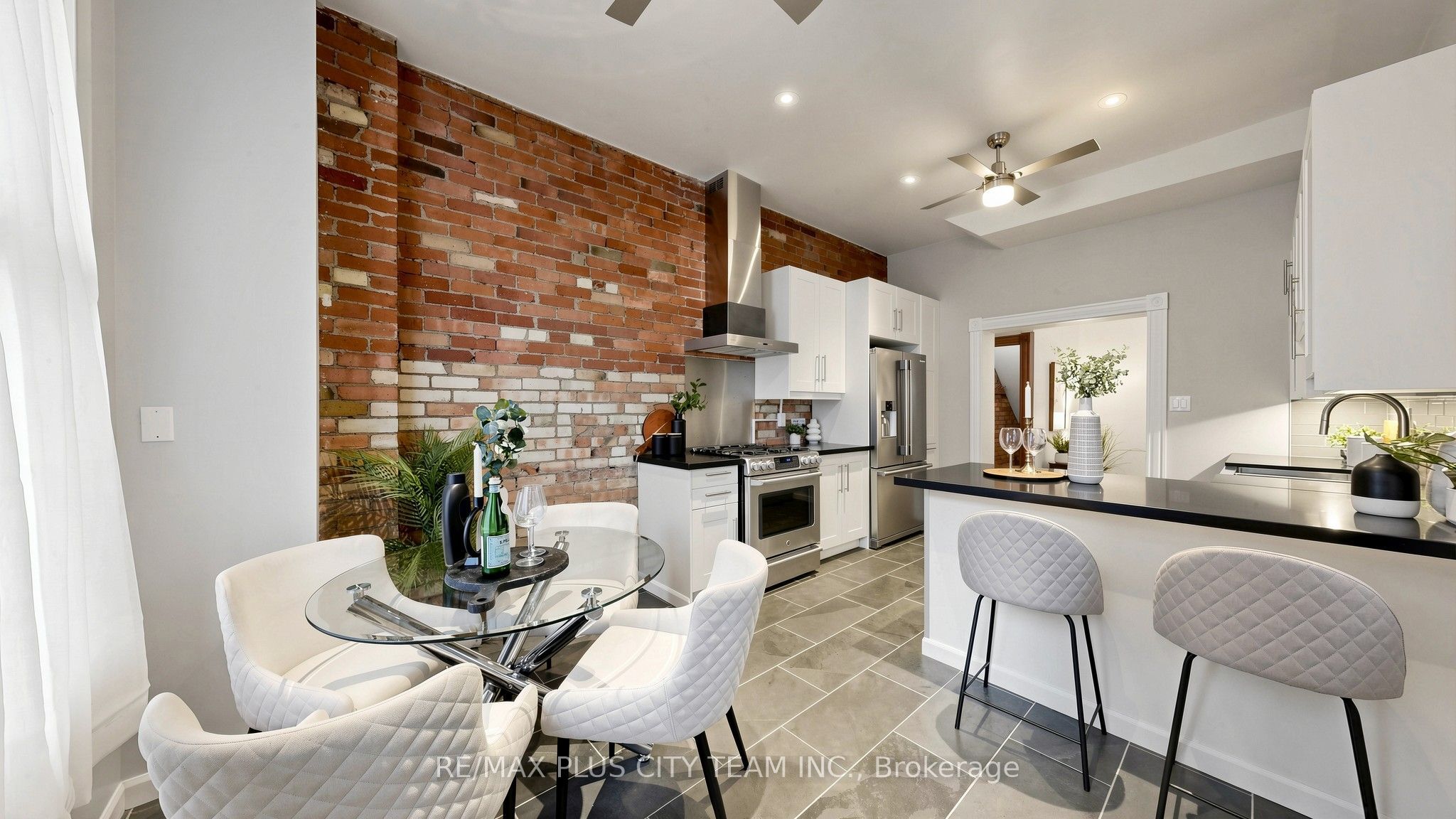 201 Seaton Street Property Photo 20