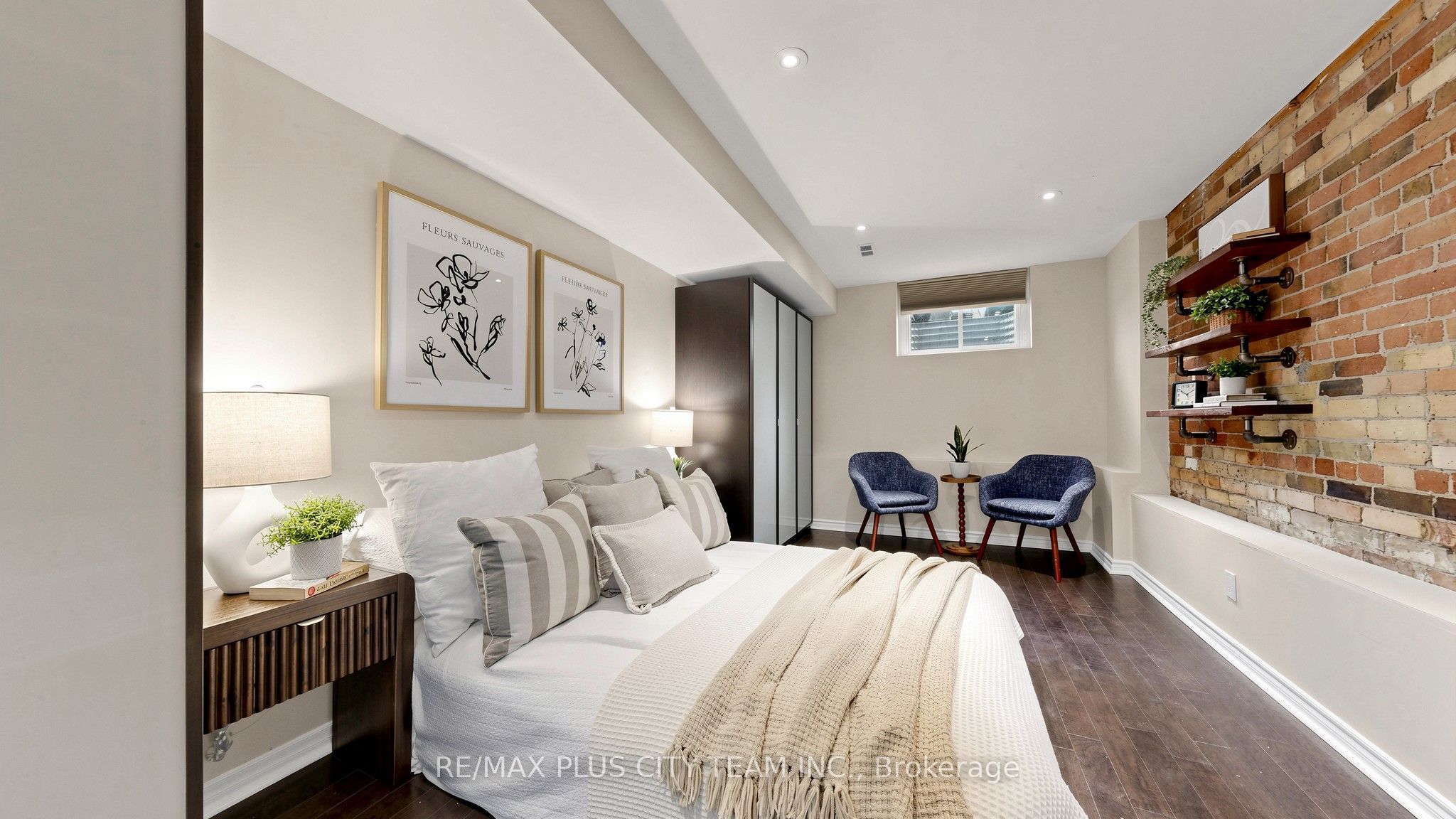201 Seaton Street Property Photo 24