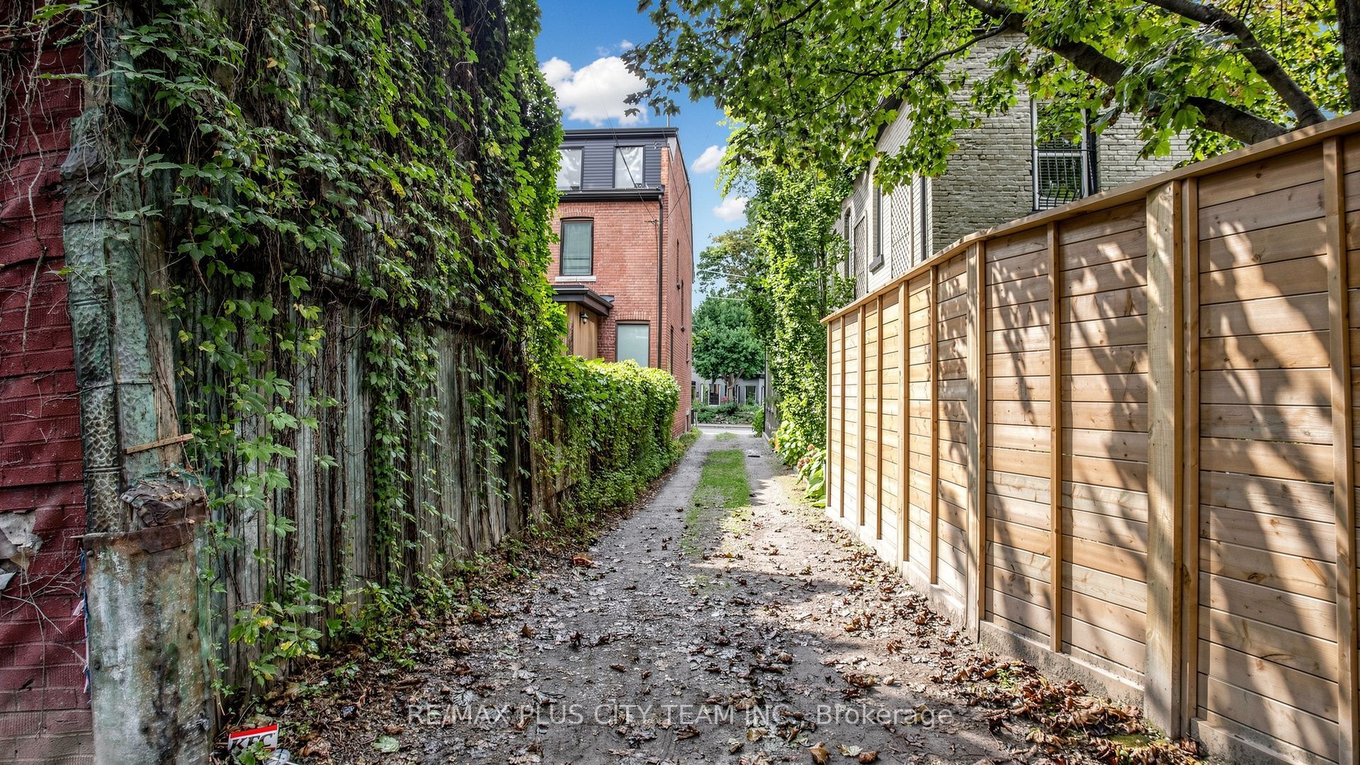 201 Seaton Street Property Photo 33