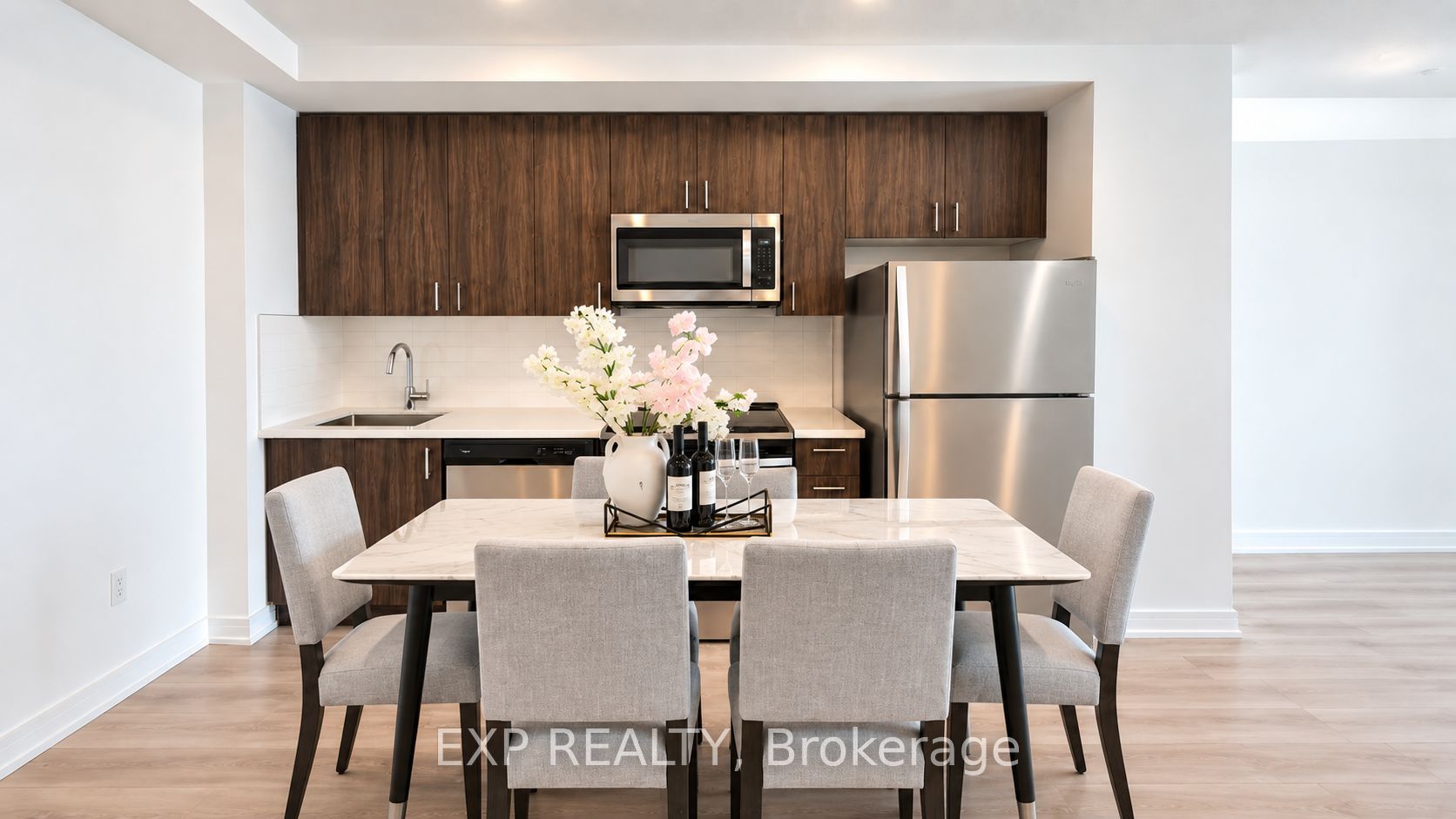 621 Sheppard Avenue E 532 Property Photo 11