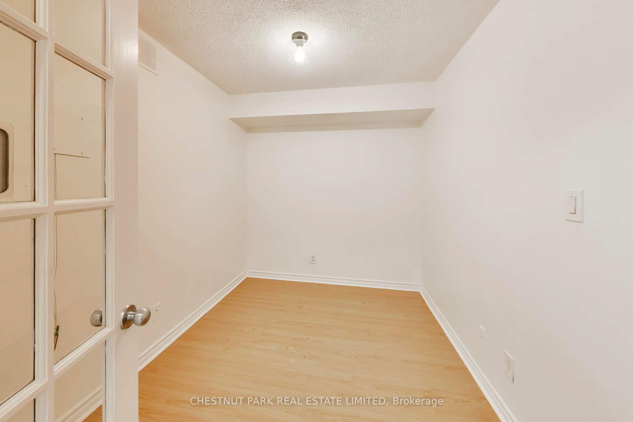 1 Rean Drive 2503 Property Photo 17