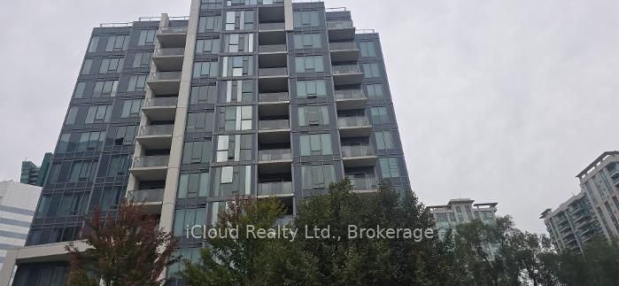 28 Avondale Avenue 806 Property Photo 1
