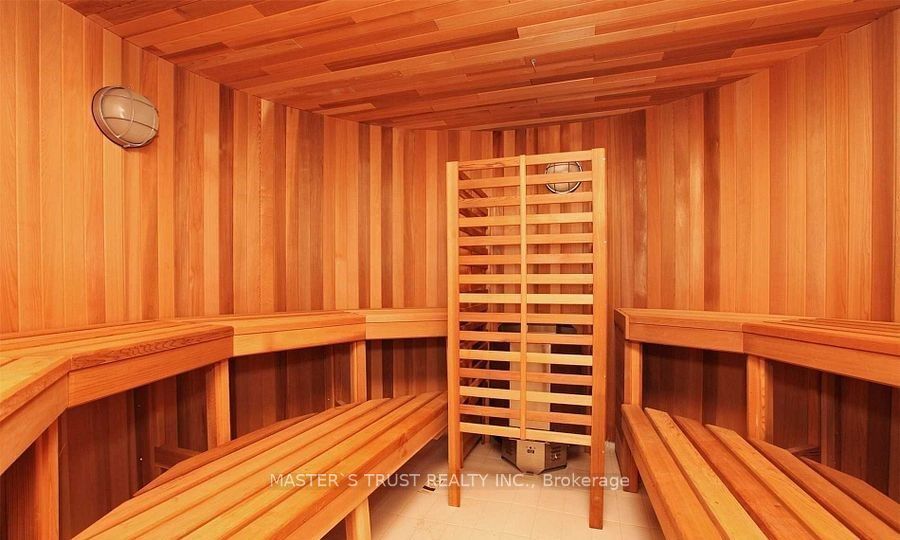 39 Queens Quay E 731 Property Photo 5