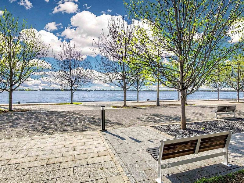 39 Queens Quay E 731 Property Photo 10