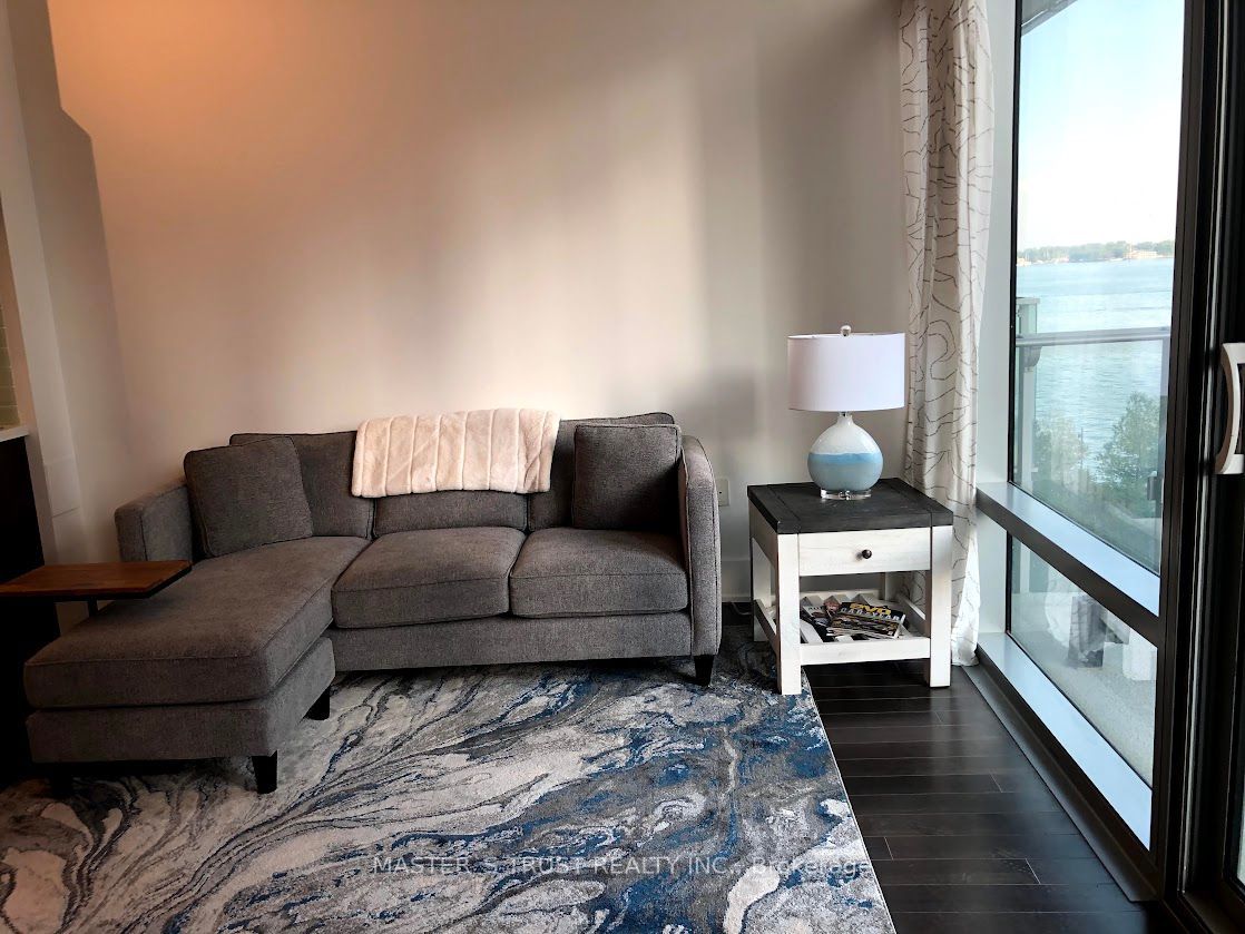 39 Queens Quay E 731 Property Photo 13