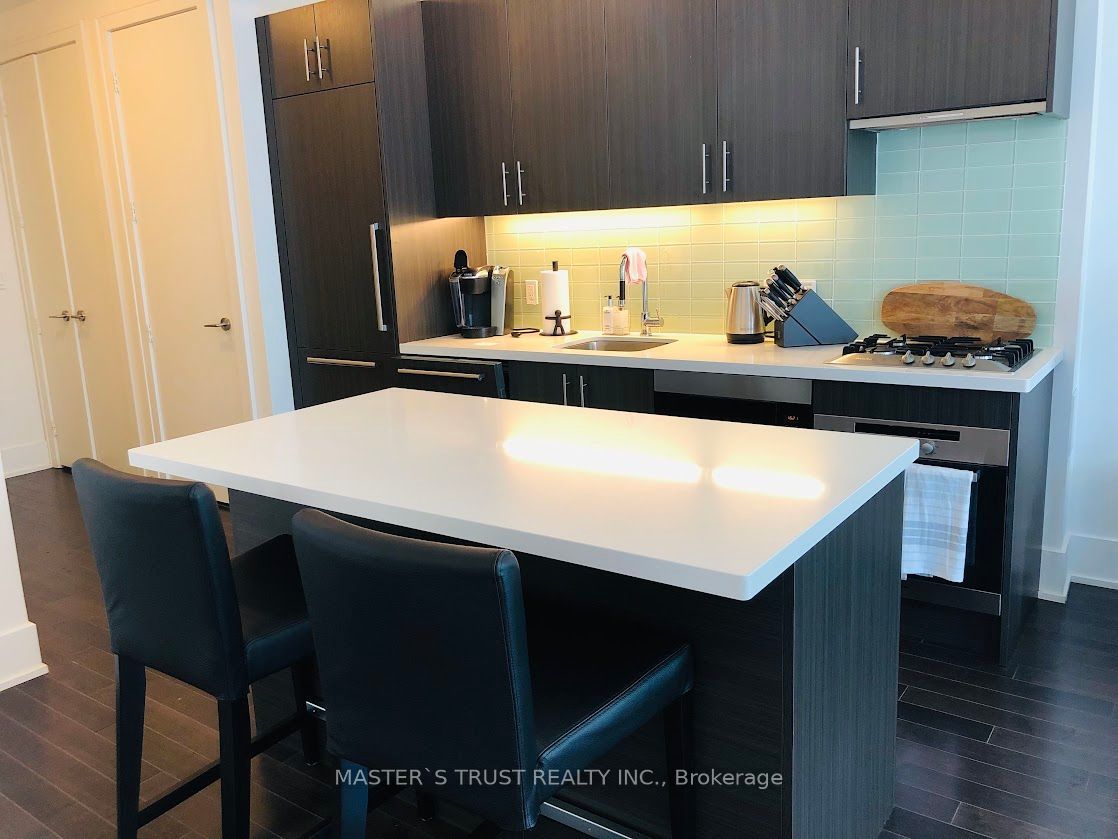 39 Queens Quay E 731 Property Photo 18