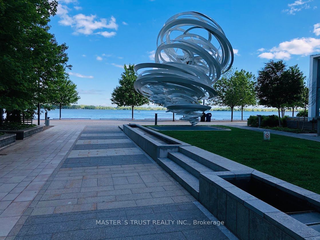 39 Queens Quay E 731 Property Photo 21