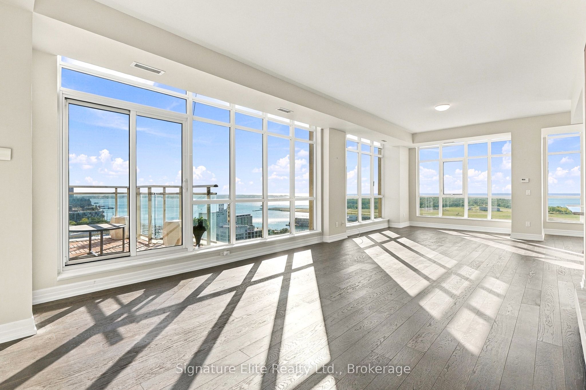 21 Grand Magazine Street Lph2601 Property Photo 2