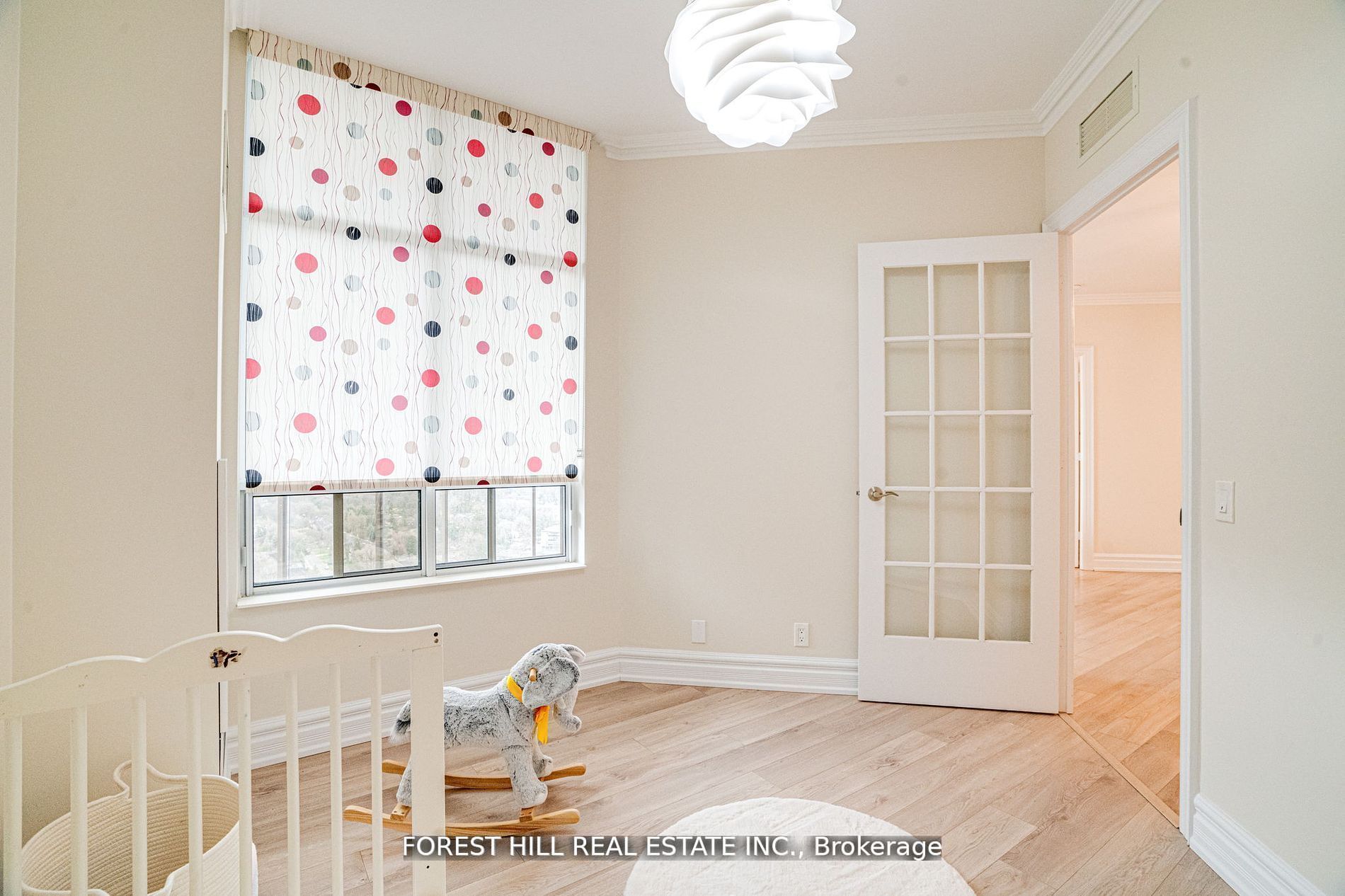 78 Harrison Garden Boulevard 2403 Property Photo 20
