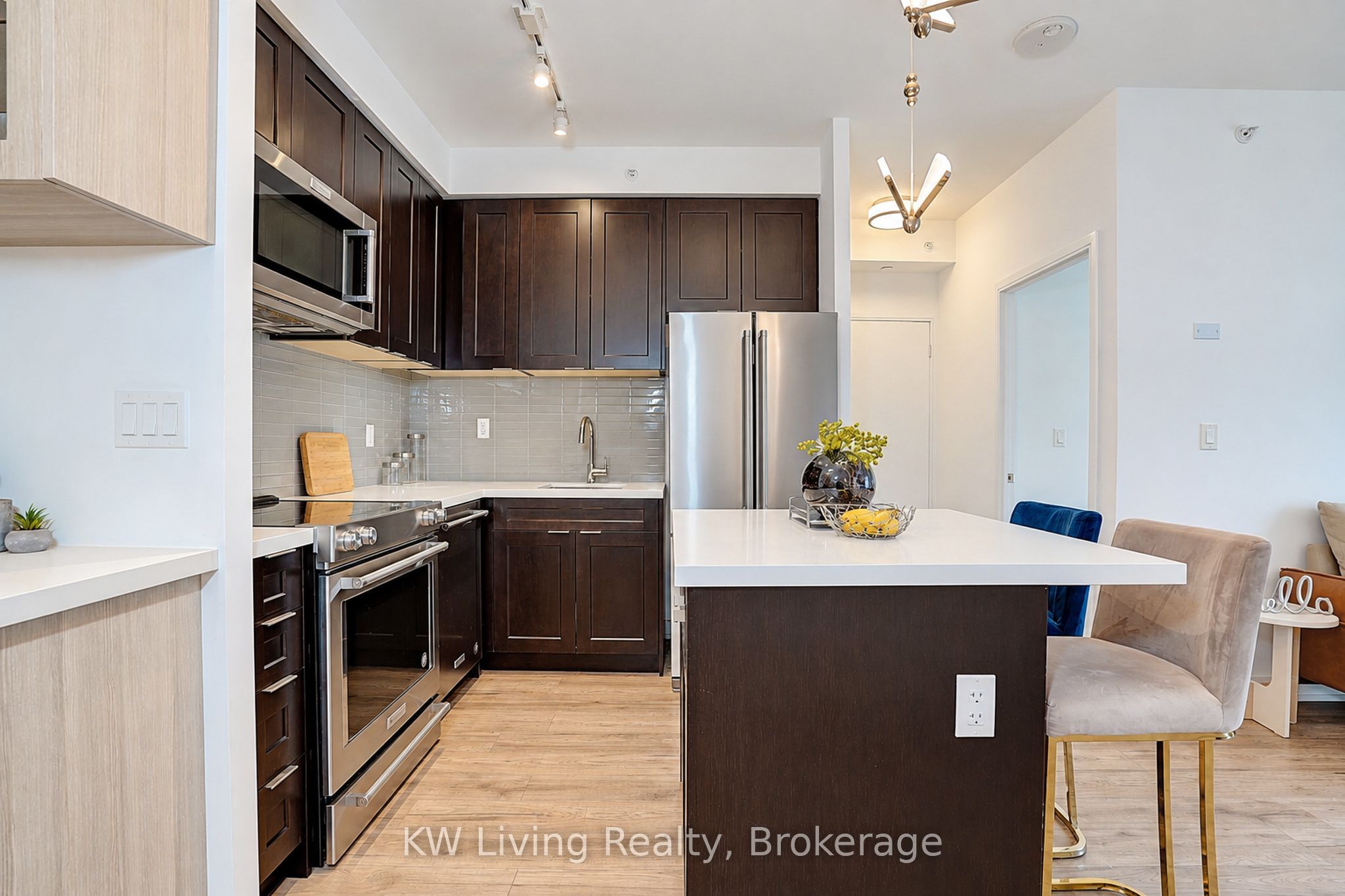 621 Sheppard Avenue E 220 Property Photo 9