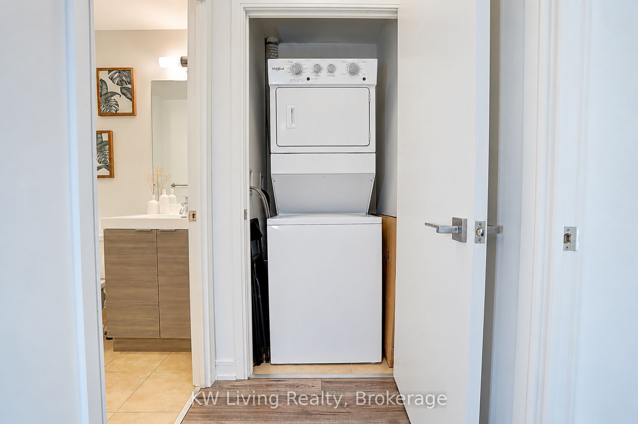 621 Sheppard Avenue E 220 Property Photo 19