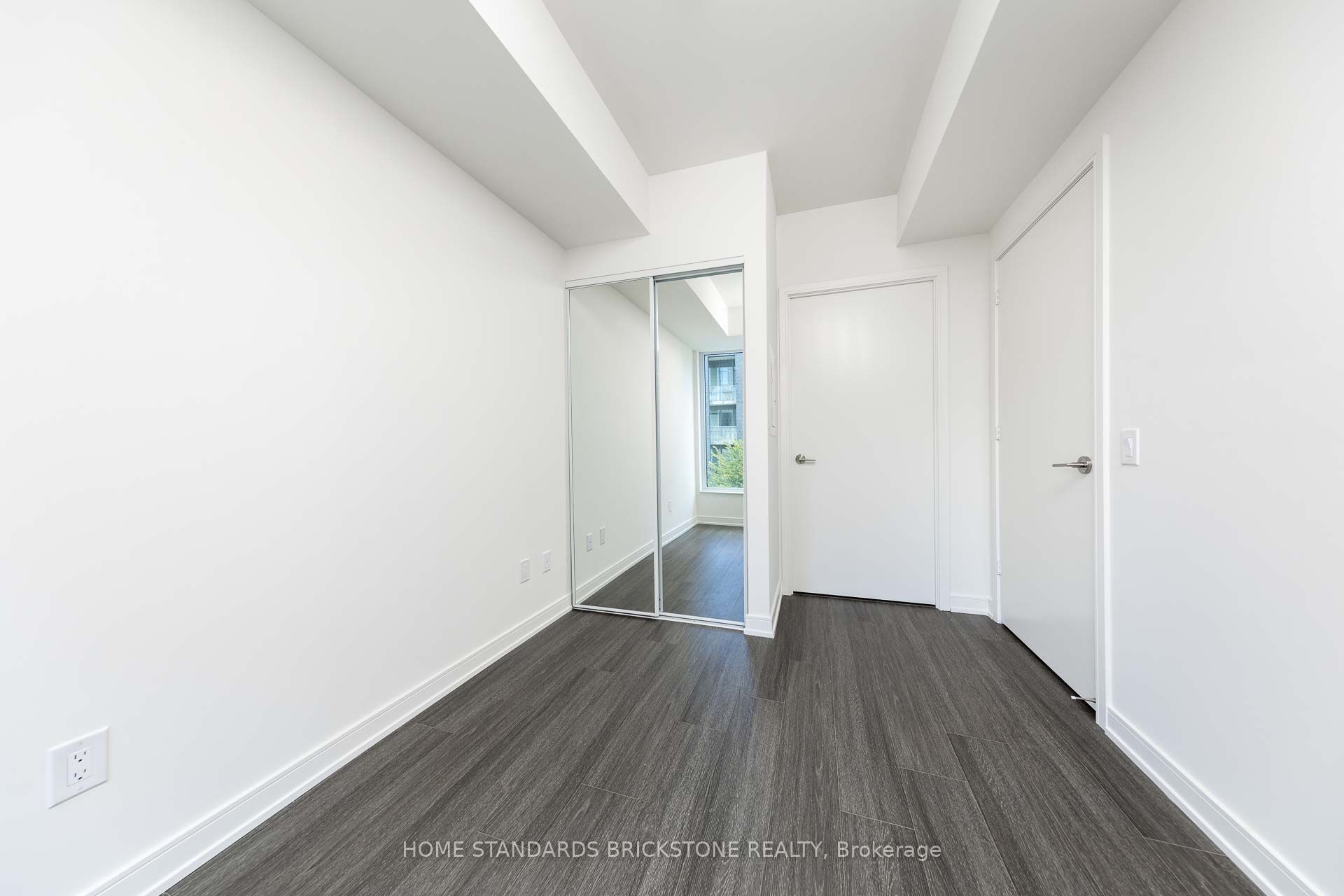 425 Front Street E 309 Property Photo 10