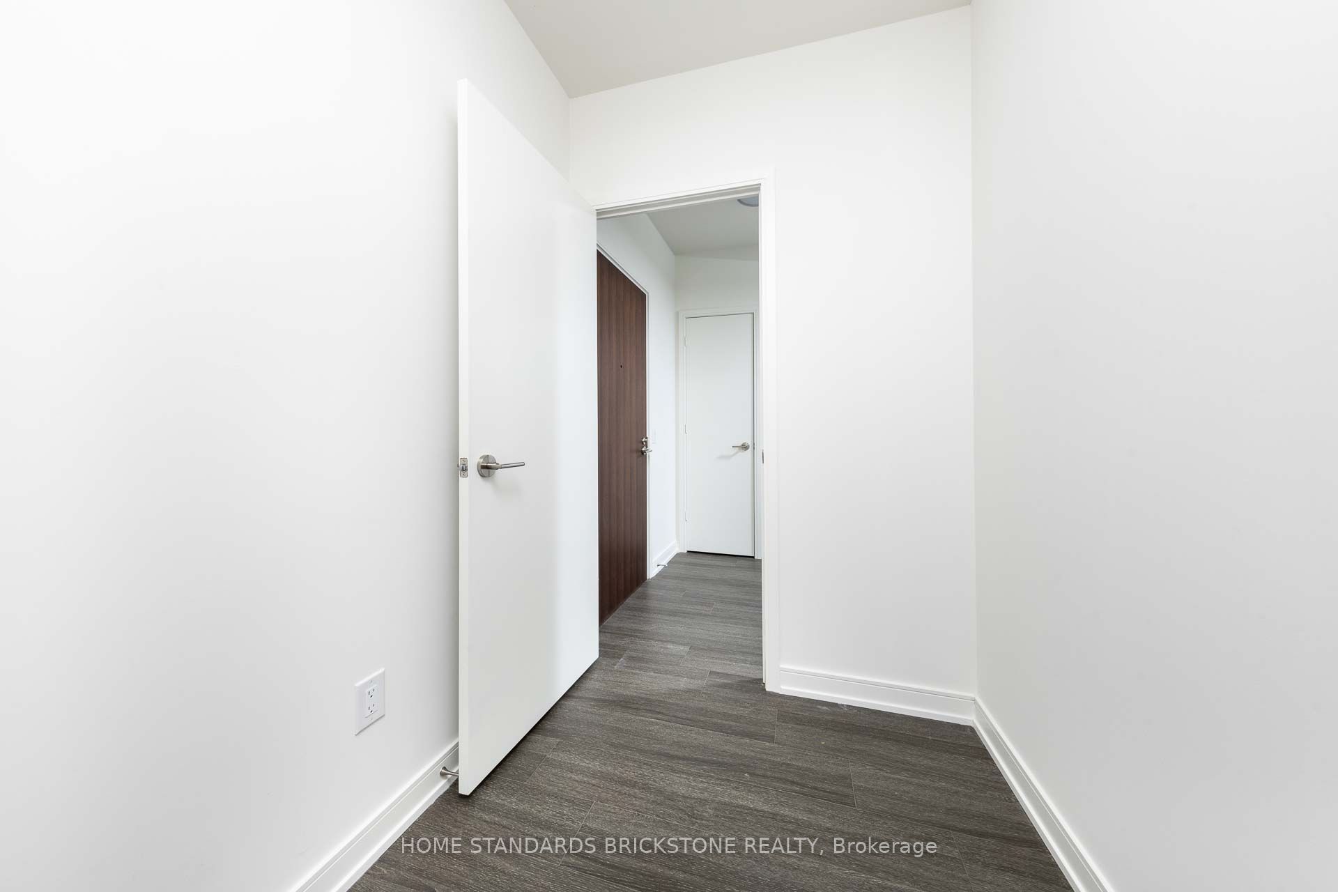 425 Front Street E 309 Property Photo 14