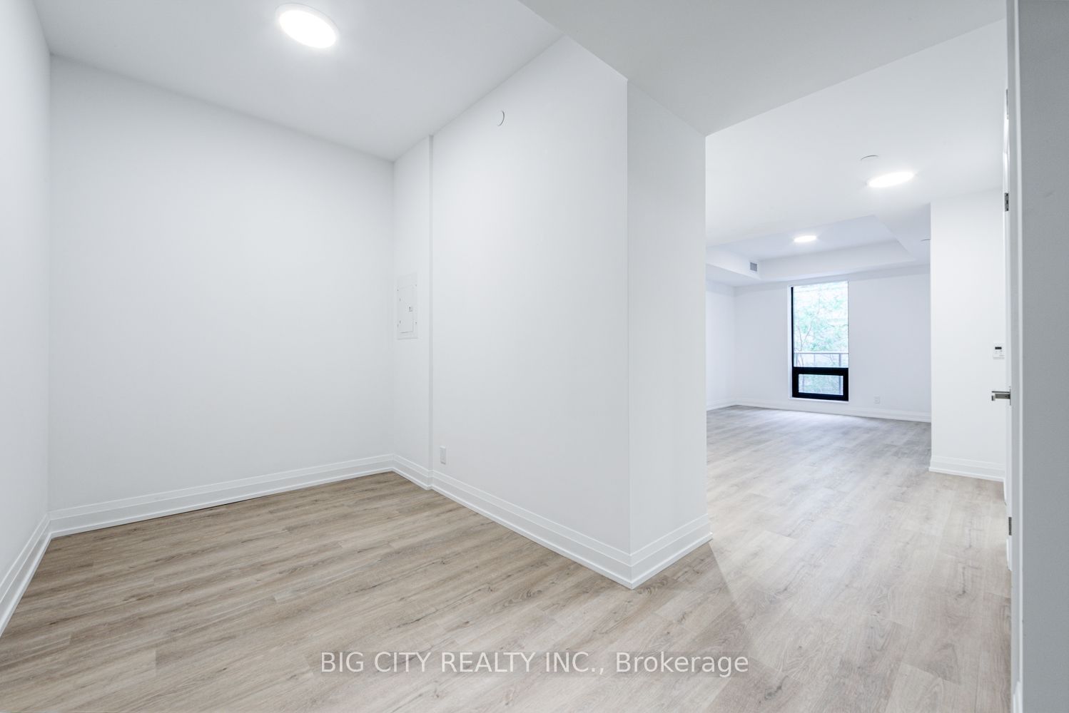 36 Brentcliffe Road M05 Property Photo 7