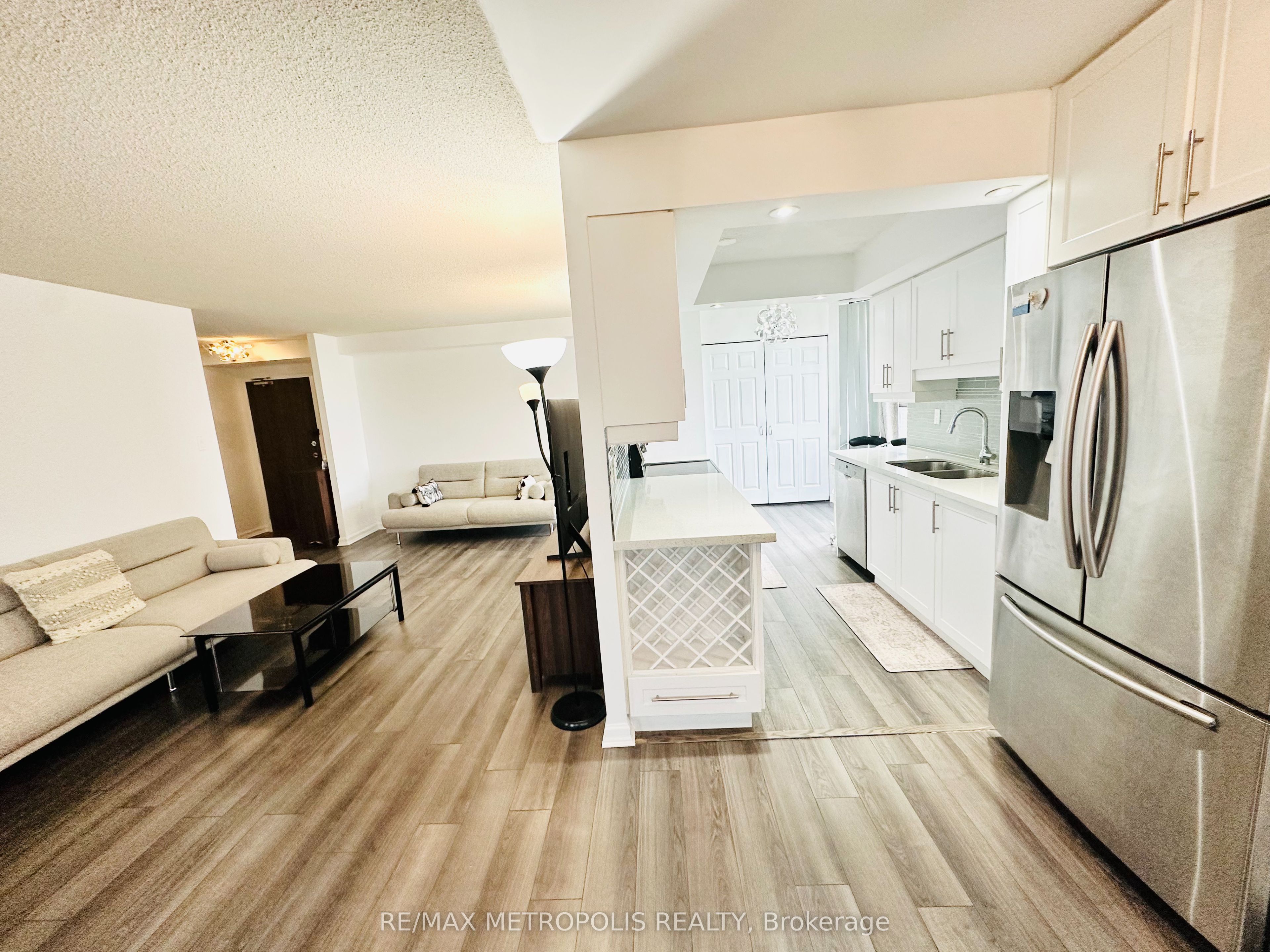 80 Antibes Drive 1207 Property Photo 35