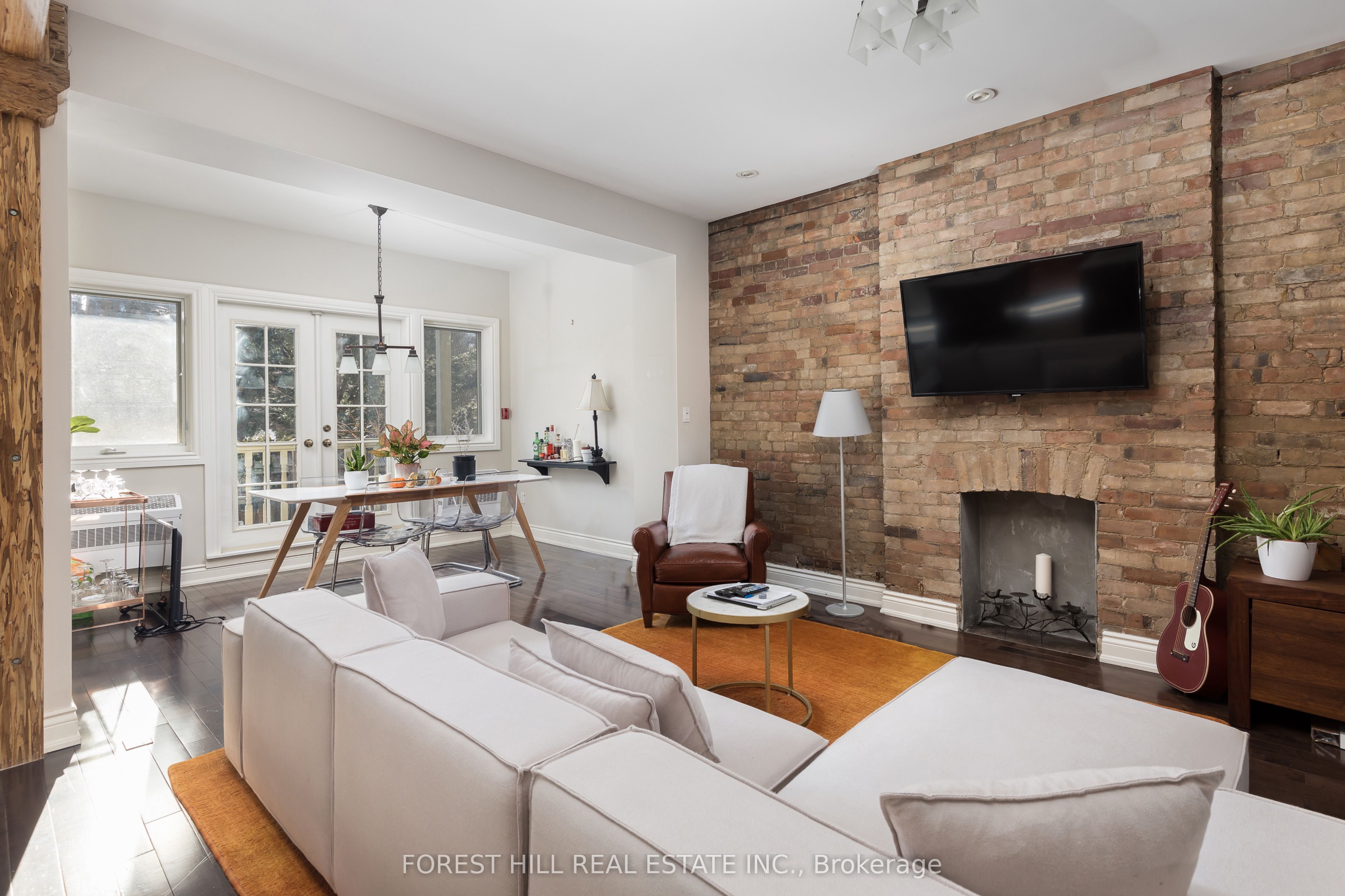 105 Balmoral Avenue Property Photo 2