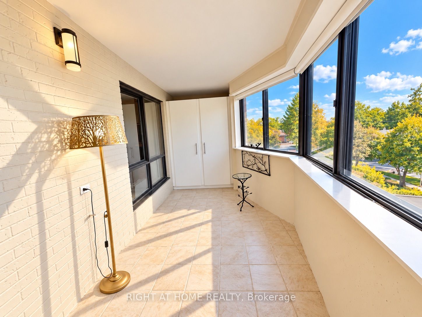 55 Carscadden Drive 301 Property Photo 12