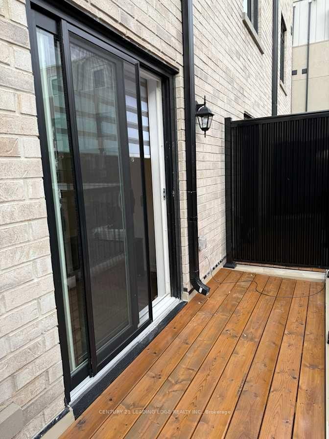 9 Spruce Pines Crescent Room 5 Property Photo 5