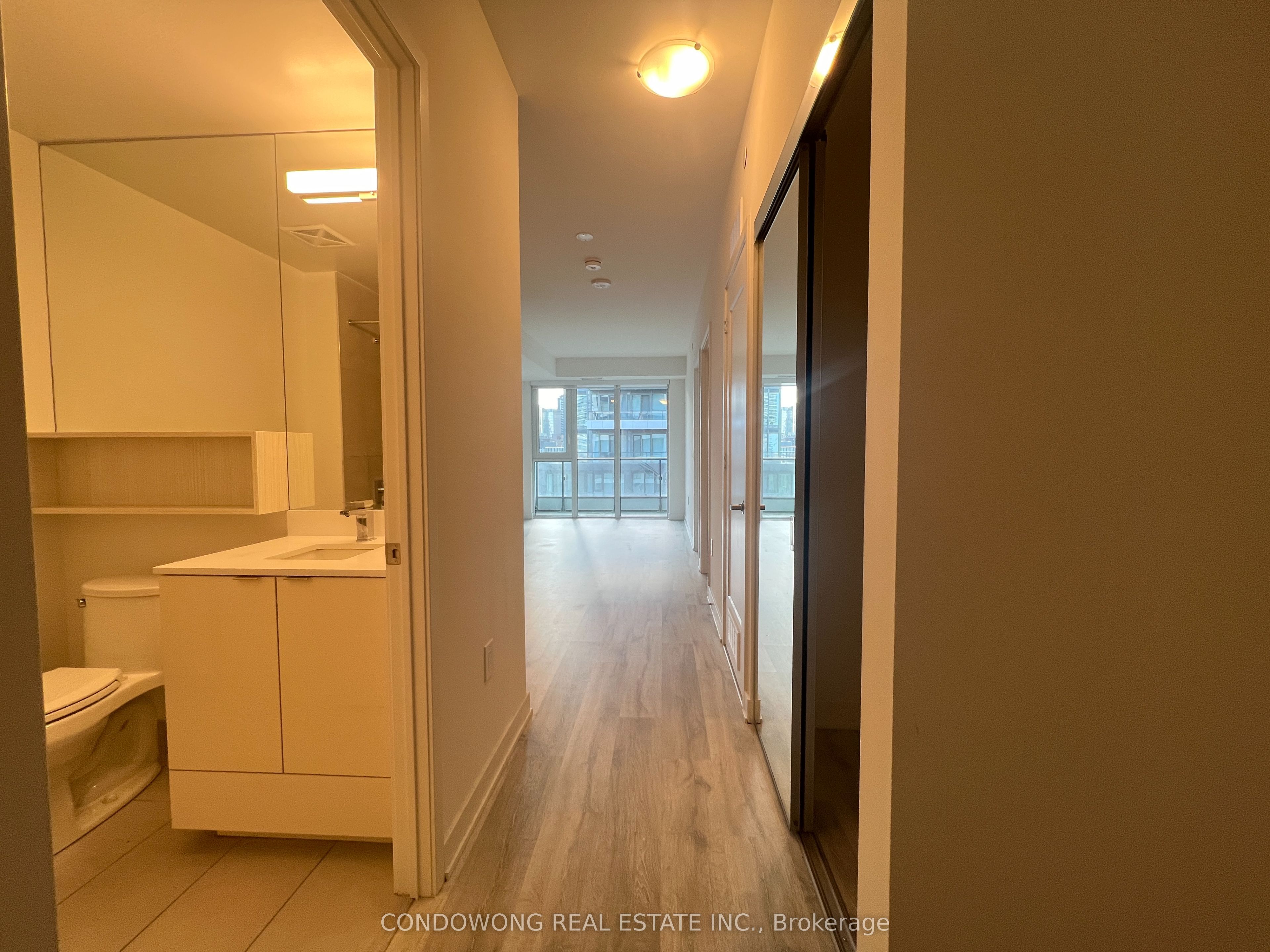 60 Princess Street 725 Property Photo 2