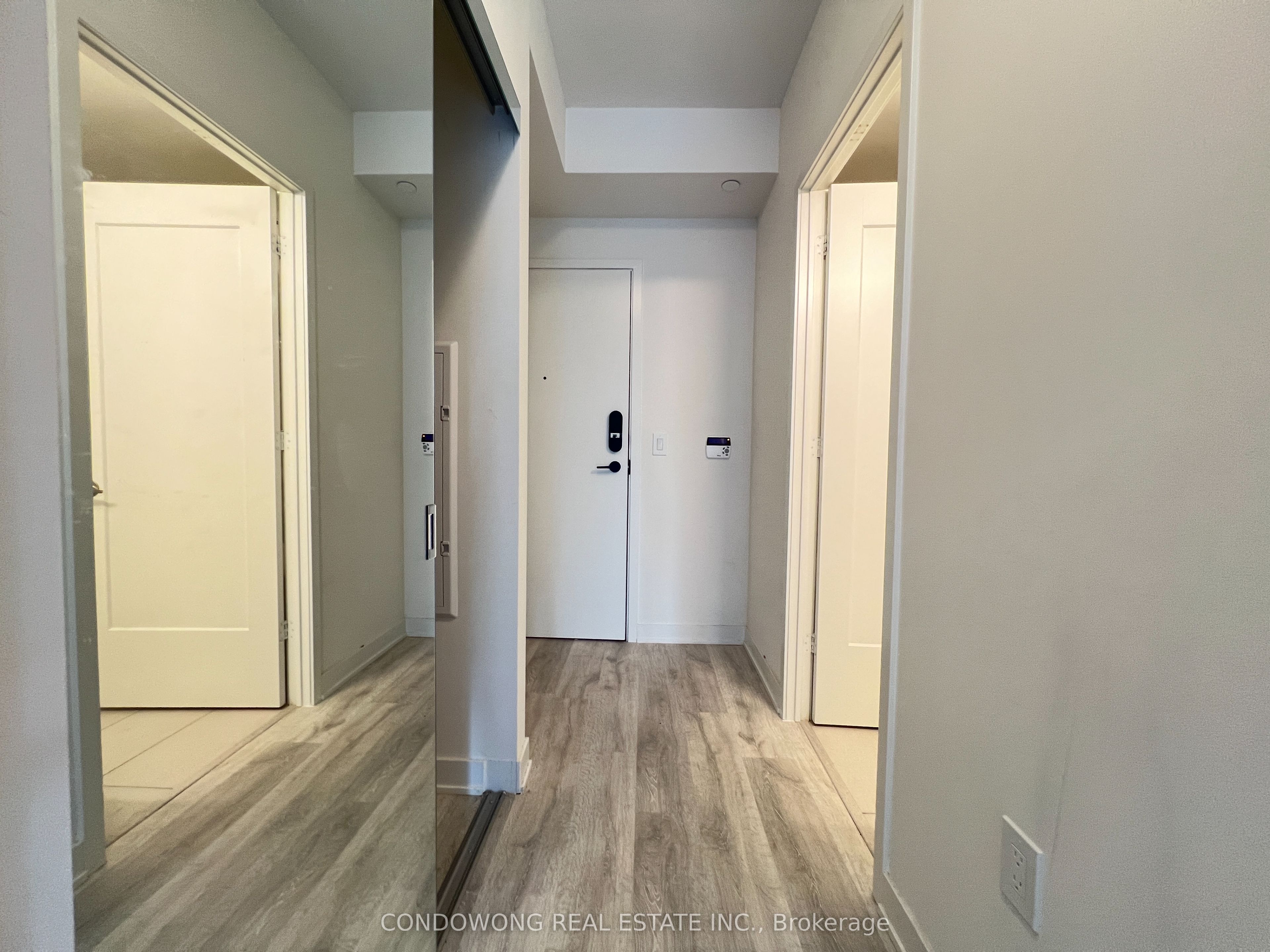 60 Princess Street 725 Property Photo 3