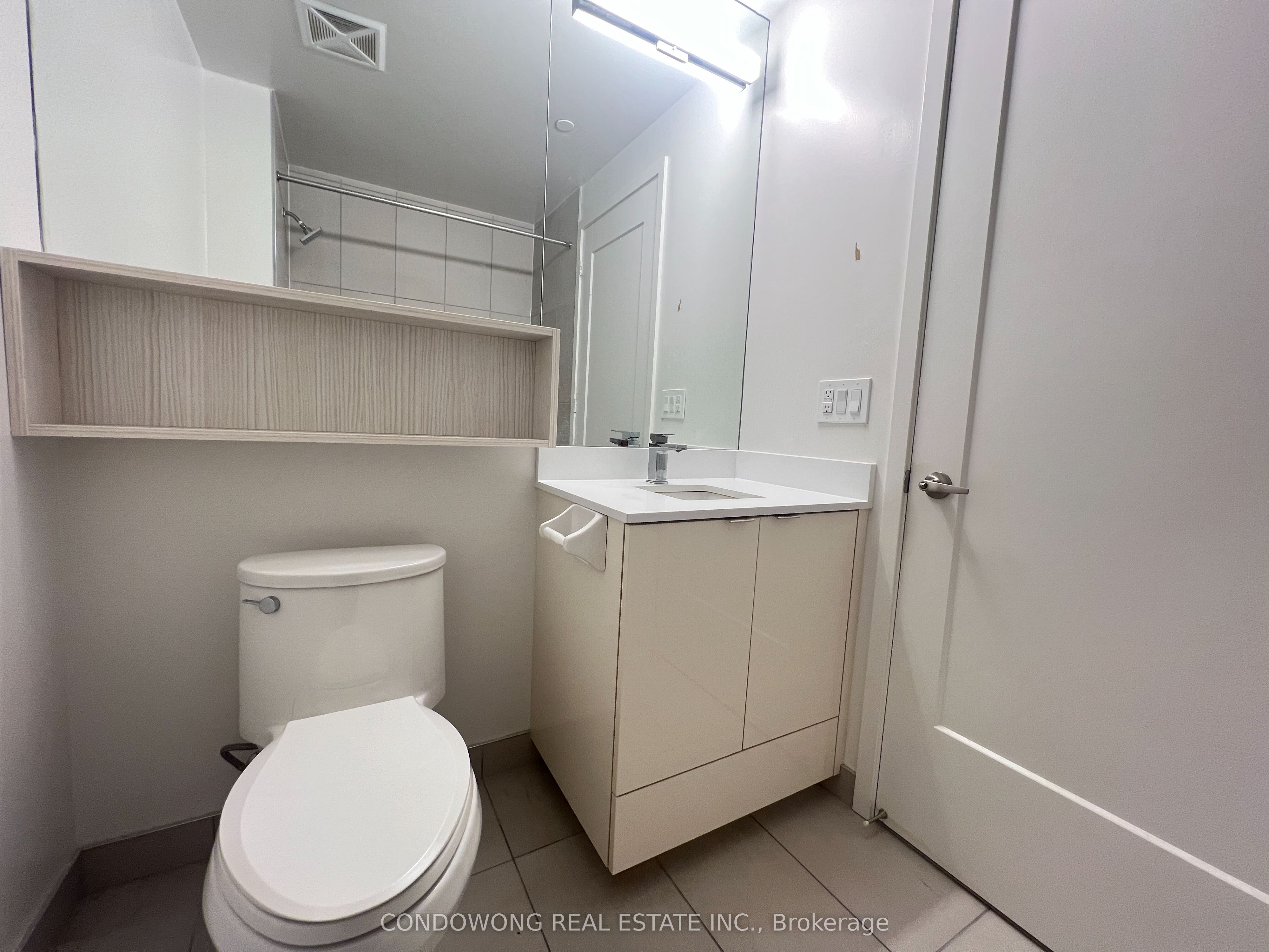 60 Princess Street 725 Property Photo 5