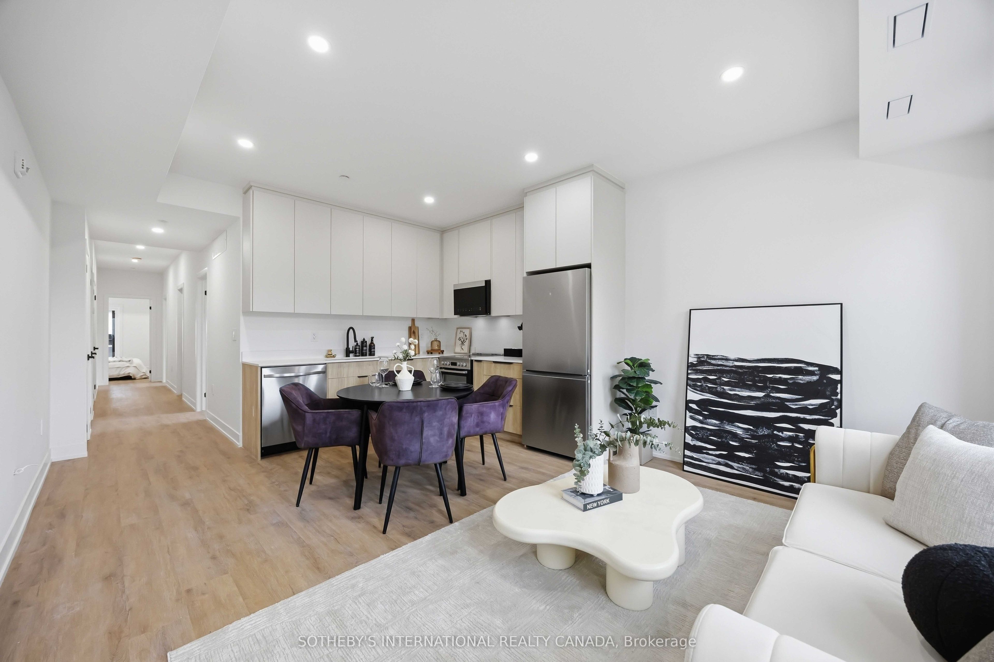207 Connaught Avenue 1 Property Photo 4