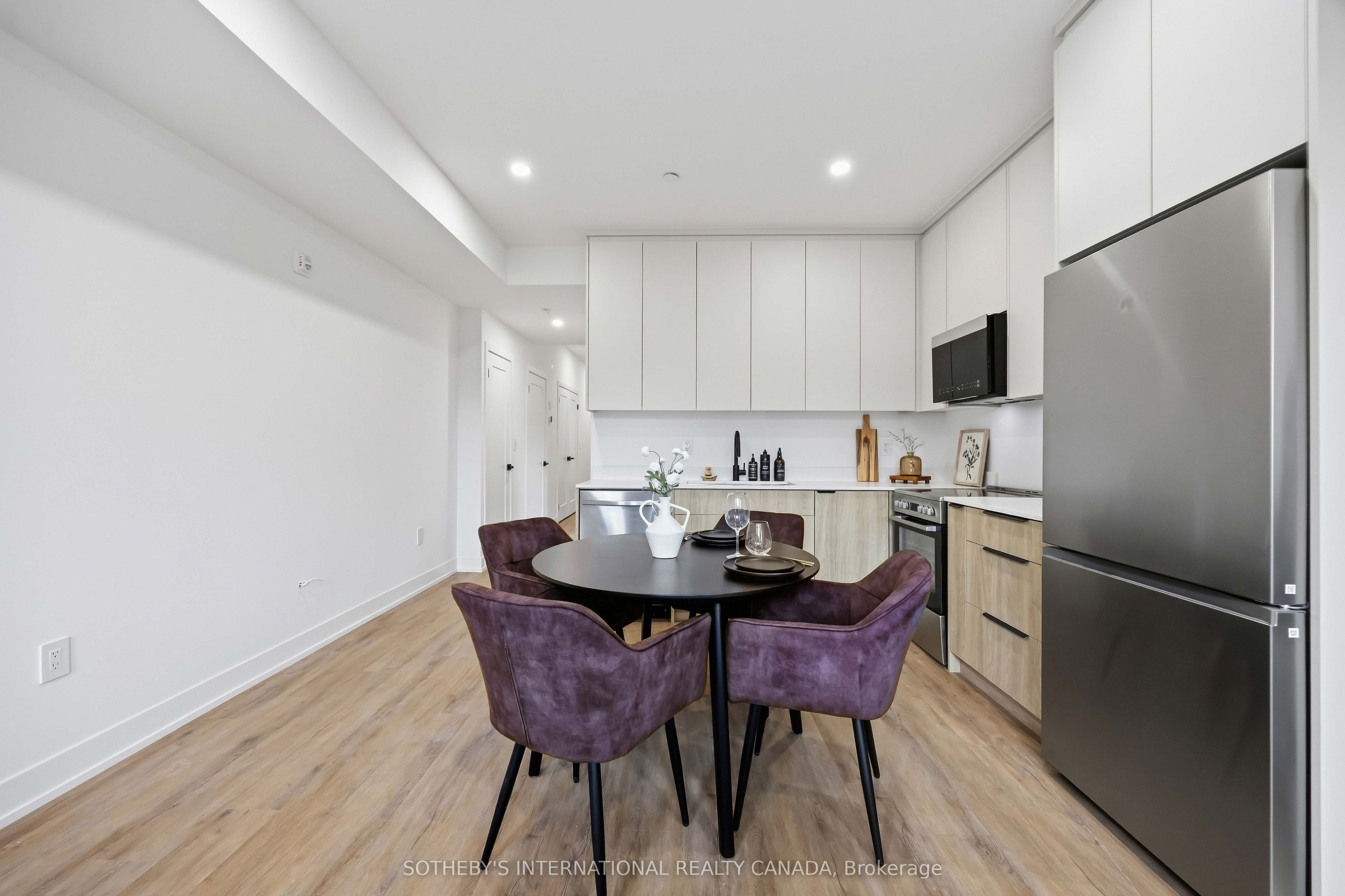 207 Connaught Avenue 1 Property Photo 6